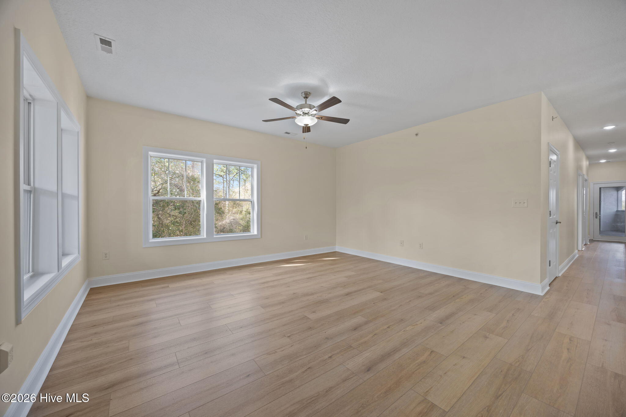 200 Lighthouse Lane UNIT B3, Cedar Point, NC, 28584