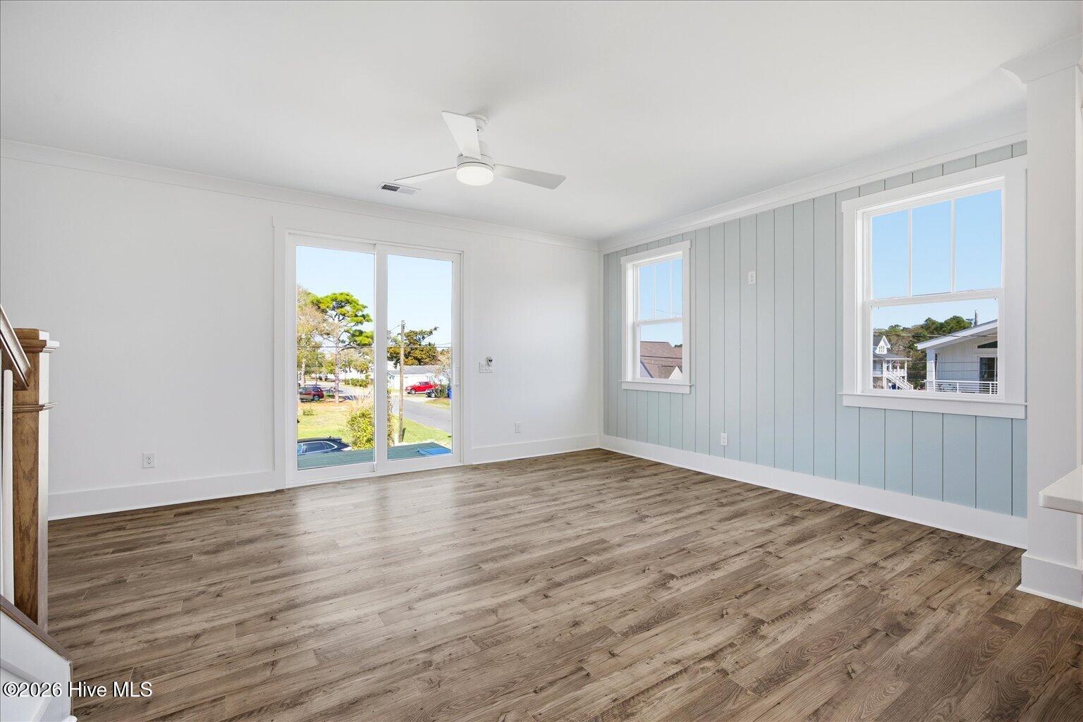 100544429 | Photo 12