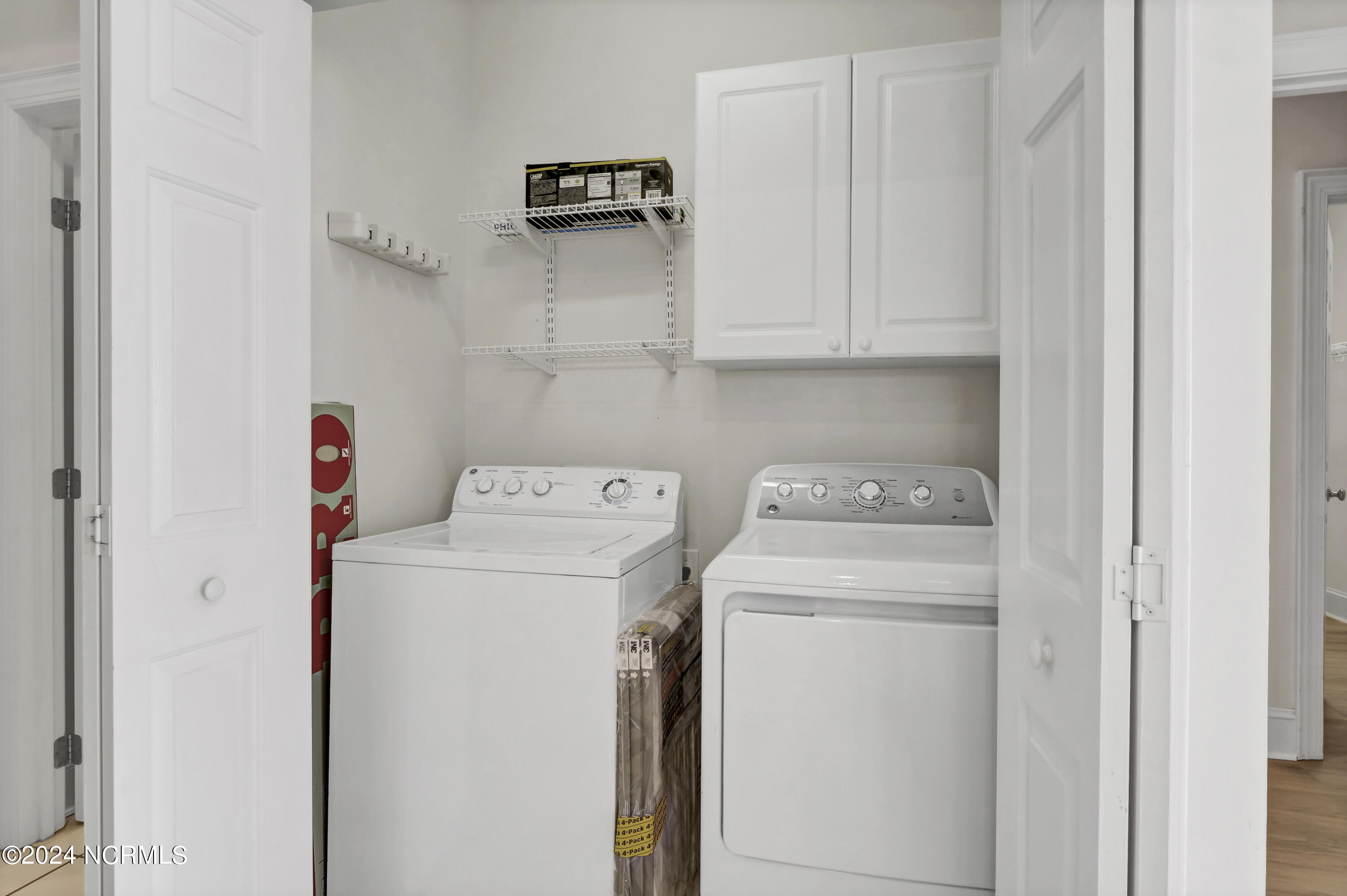 100544215 | Photo 25