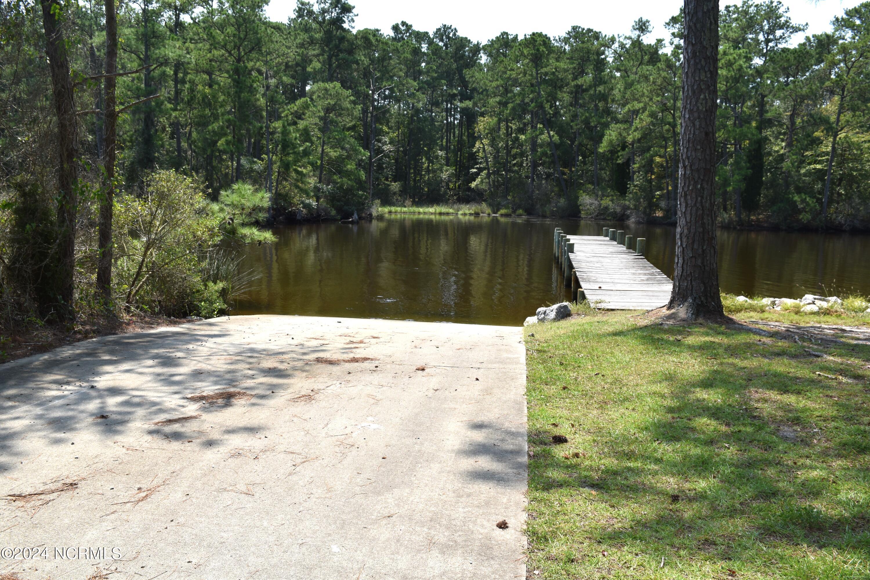 Boat Ramp/Dock