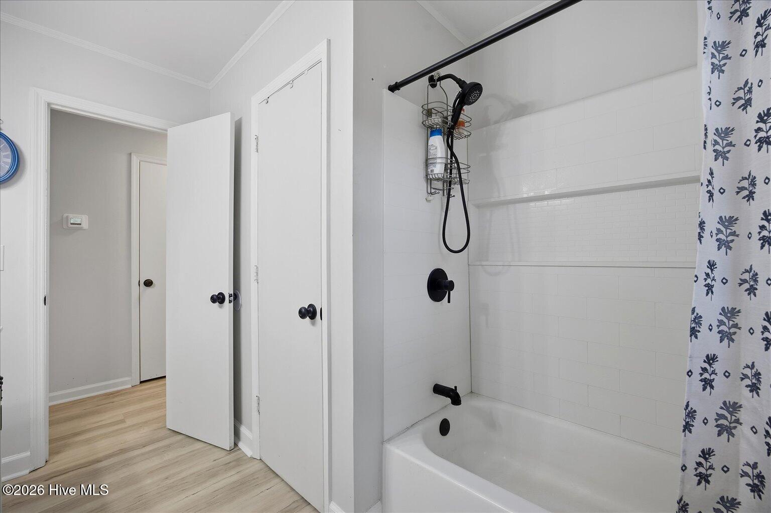 100548025 | Photo 26