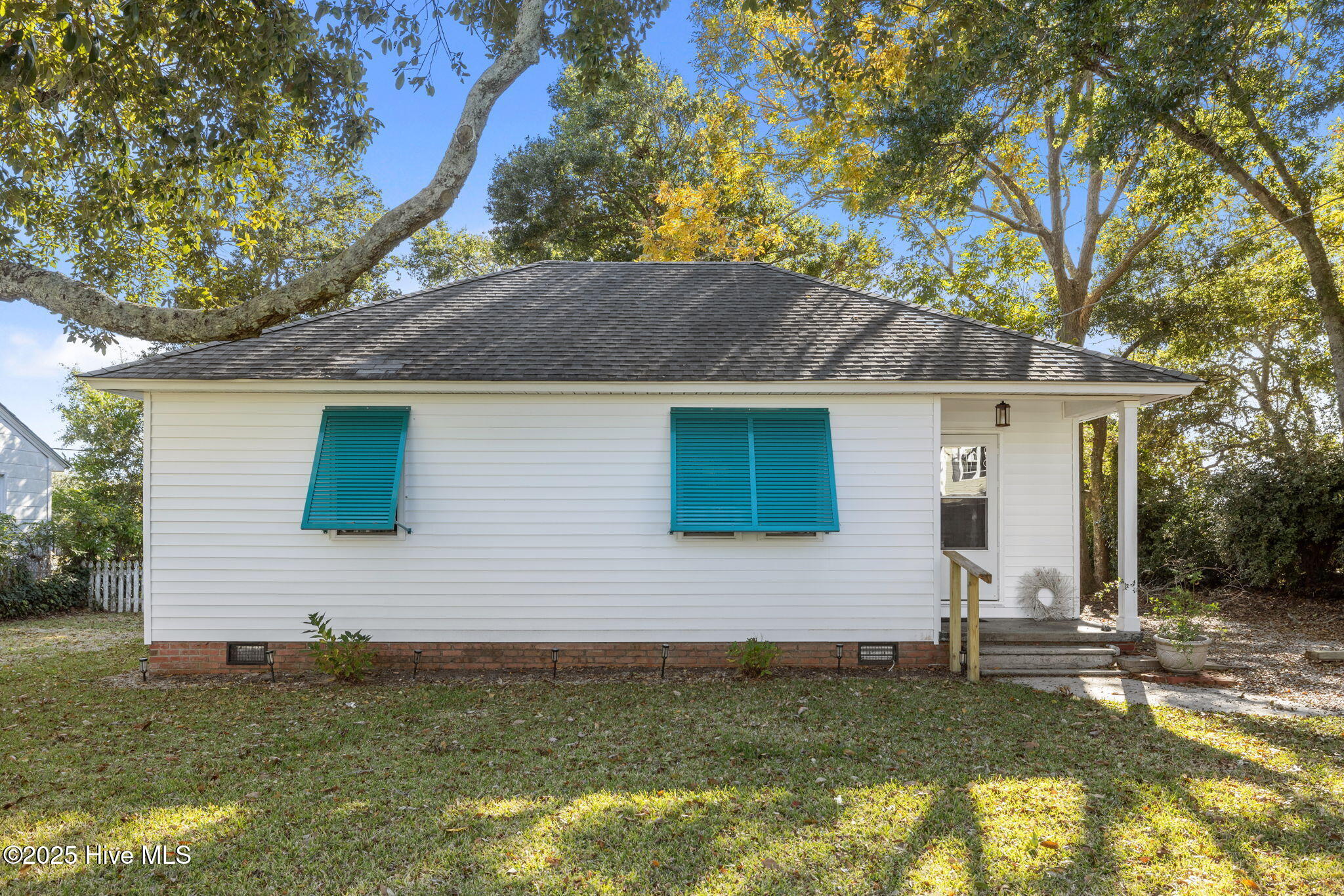 Homes for sale in Morehead City, NC | 3413 Taylor St, Morehead City, NC 28557 | MLS# 100541467