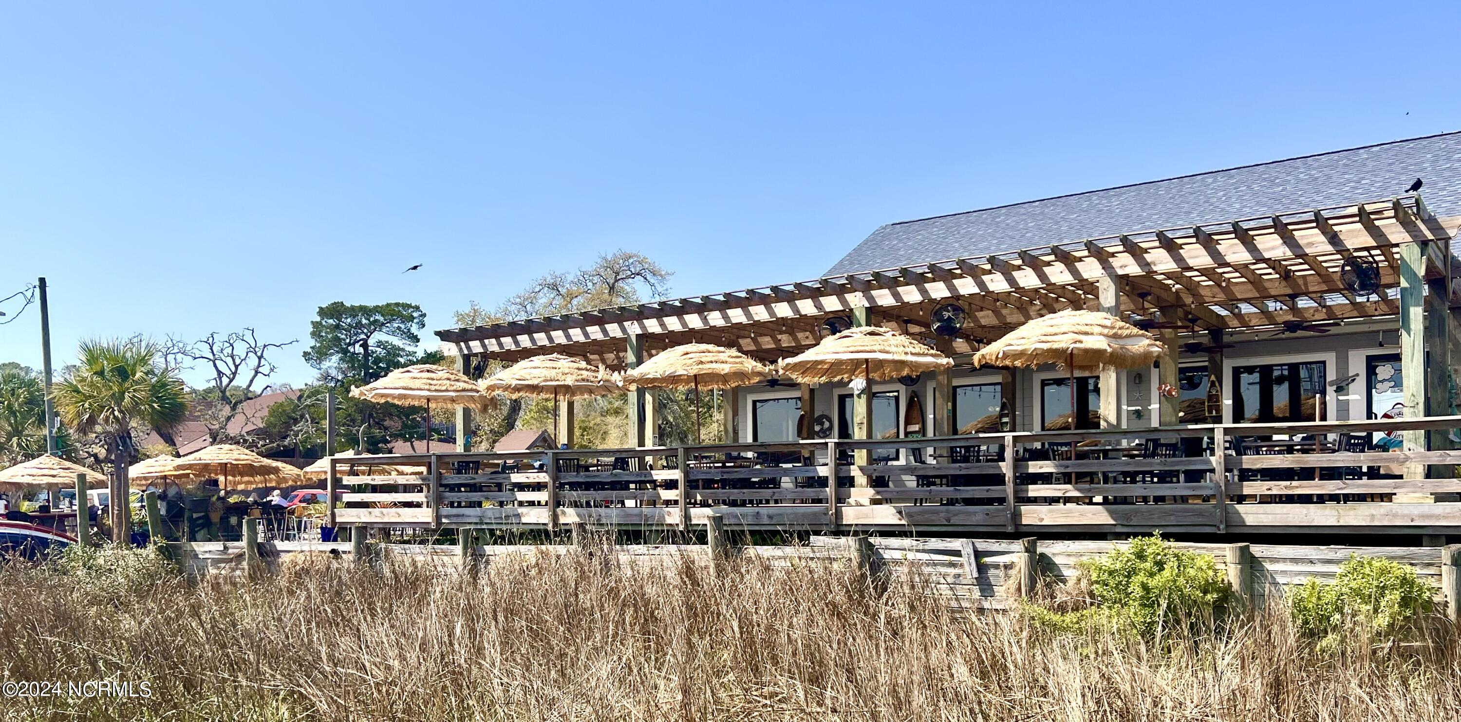 100454003 | Photo 16