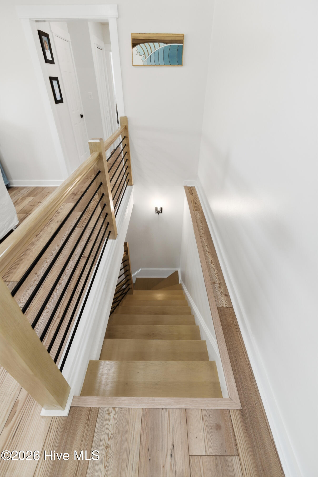 100556349 | Photo 28