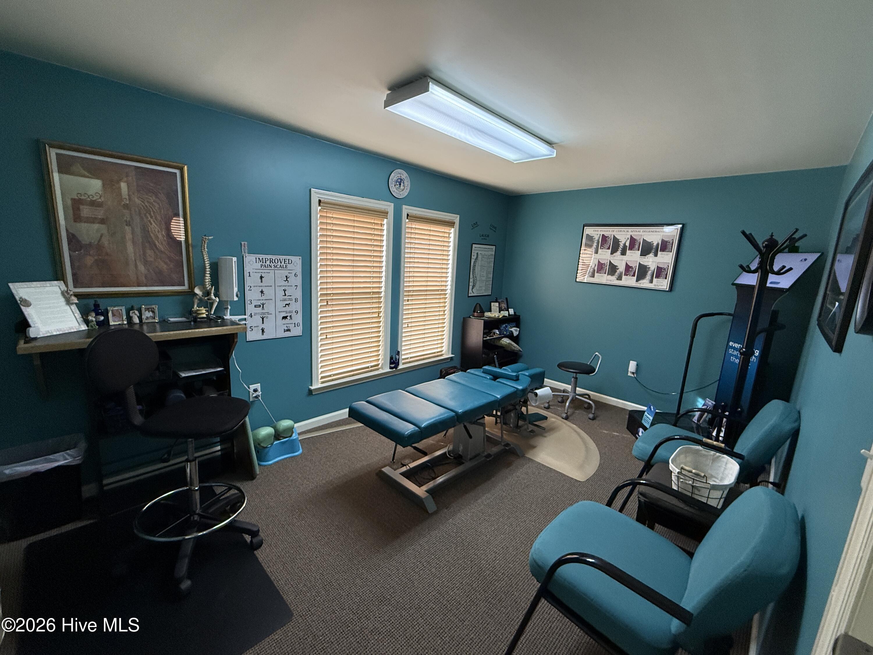 100565253 | Photo 13