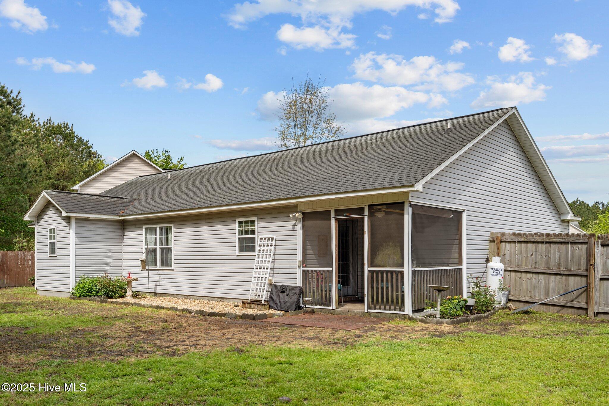 100557104 | Photo 21