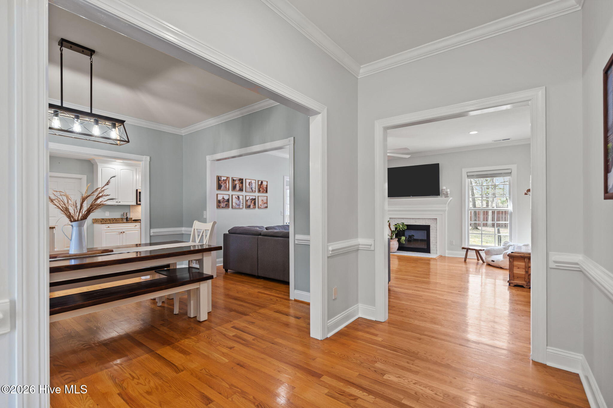 100562607 | Photo 17