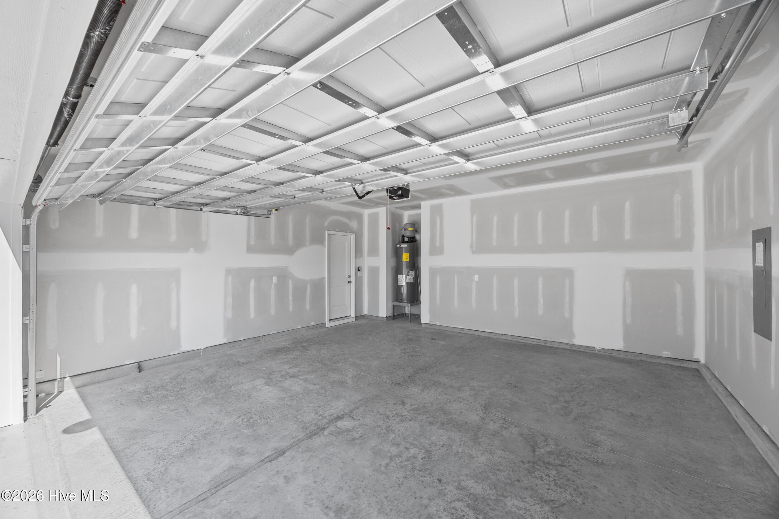 100547269 | Photo 29