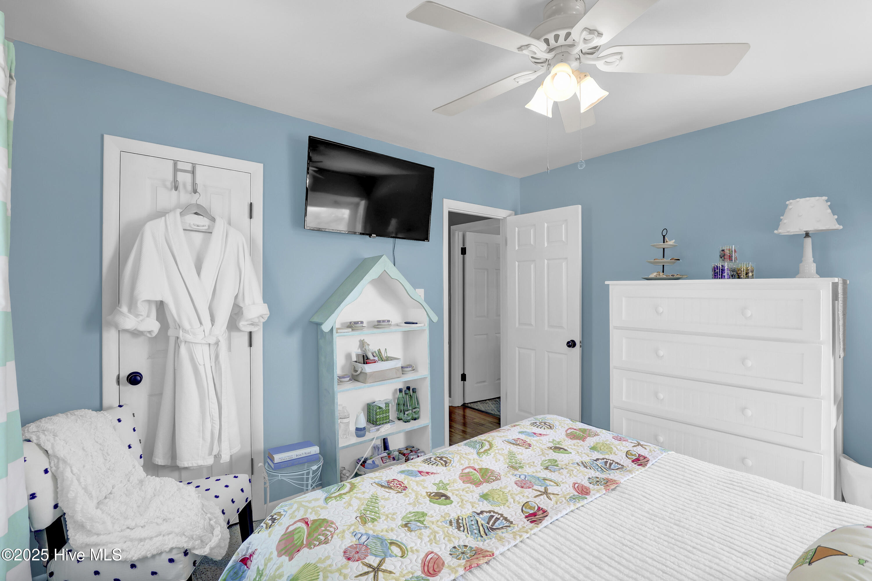 100515798 | Photo 14