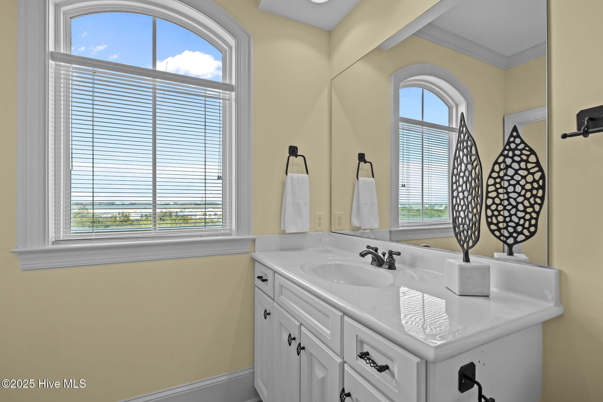 1101 W Ft Macon Road, Atlantic Beach, NC, 28512