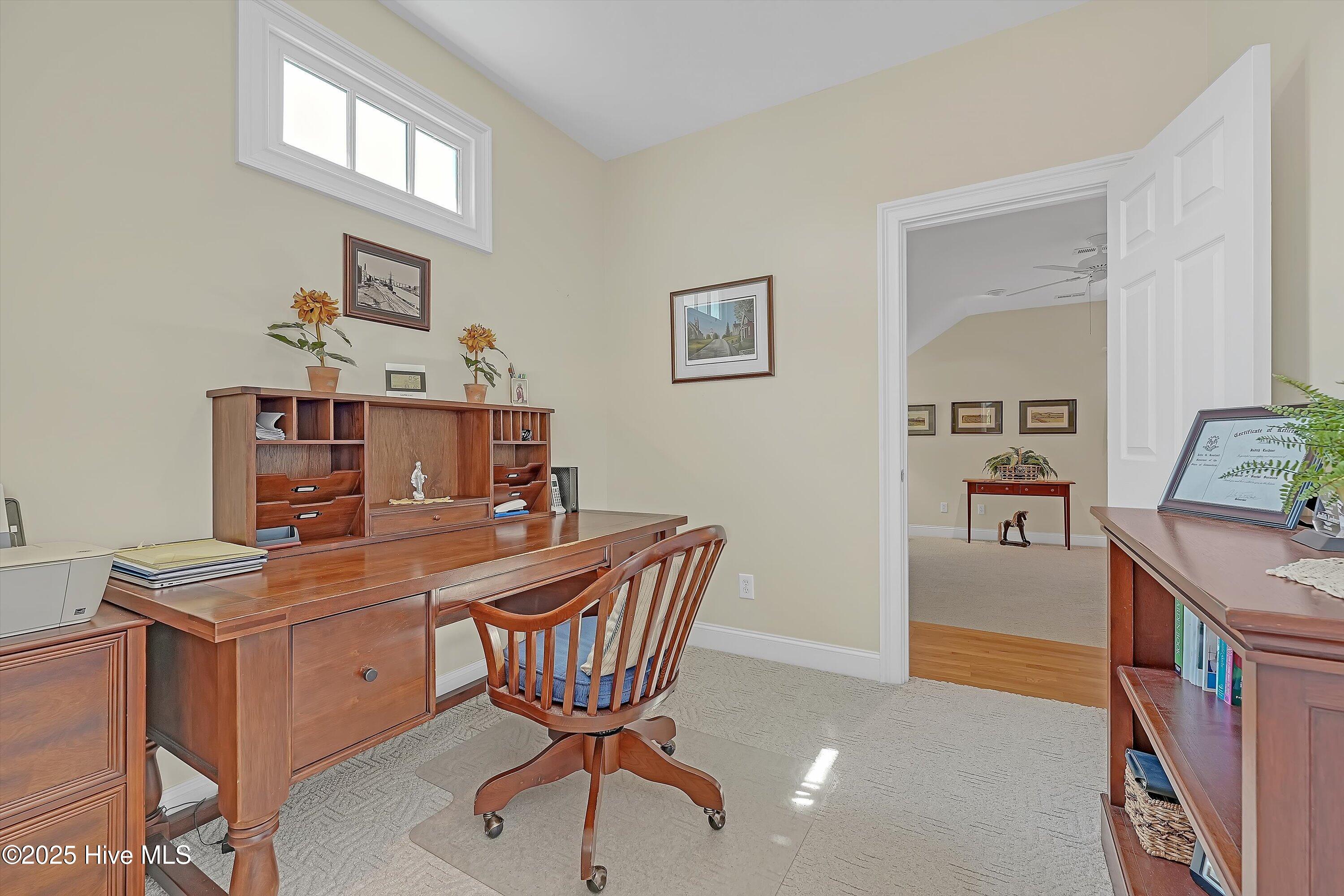 100521438 | Photo 31