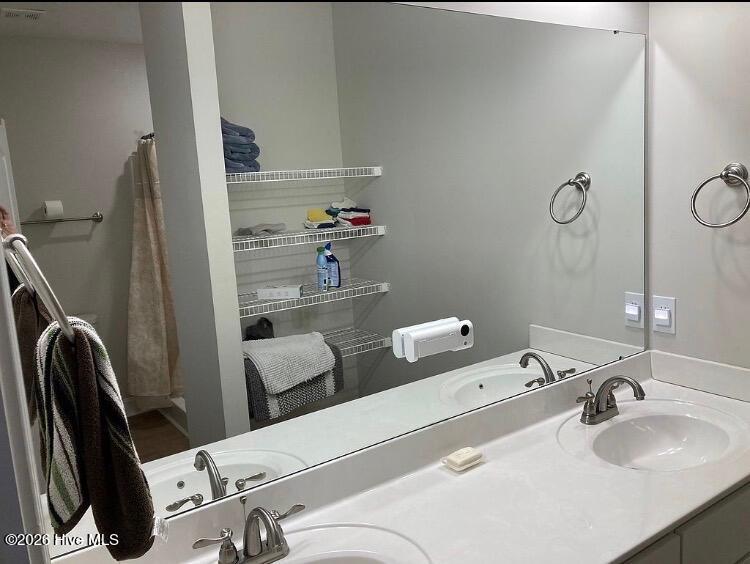 100566318 | Photo 17