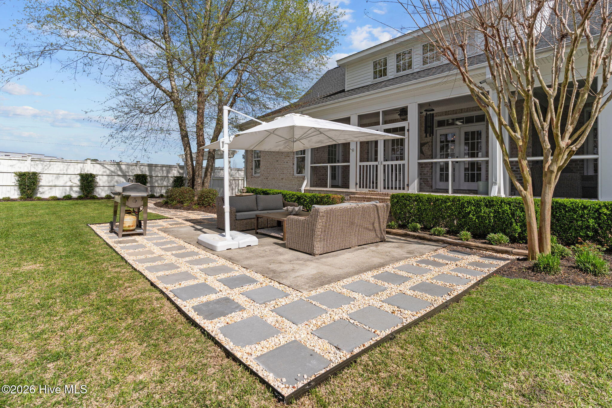 100561575 | Photo 68