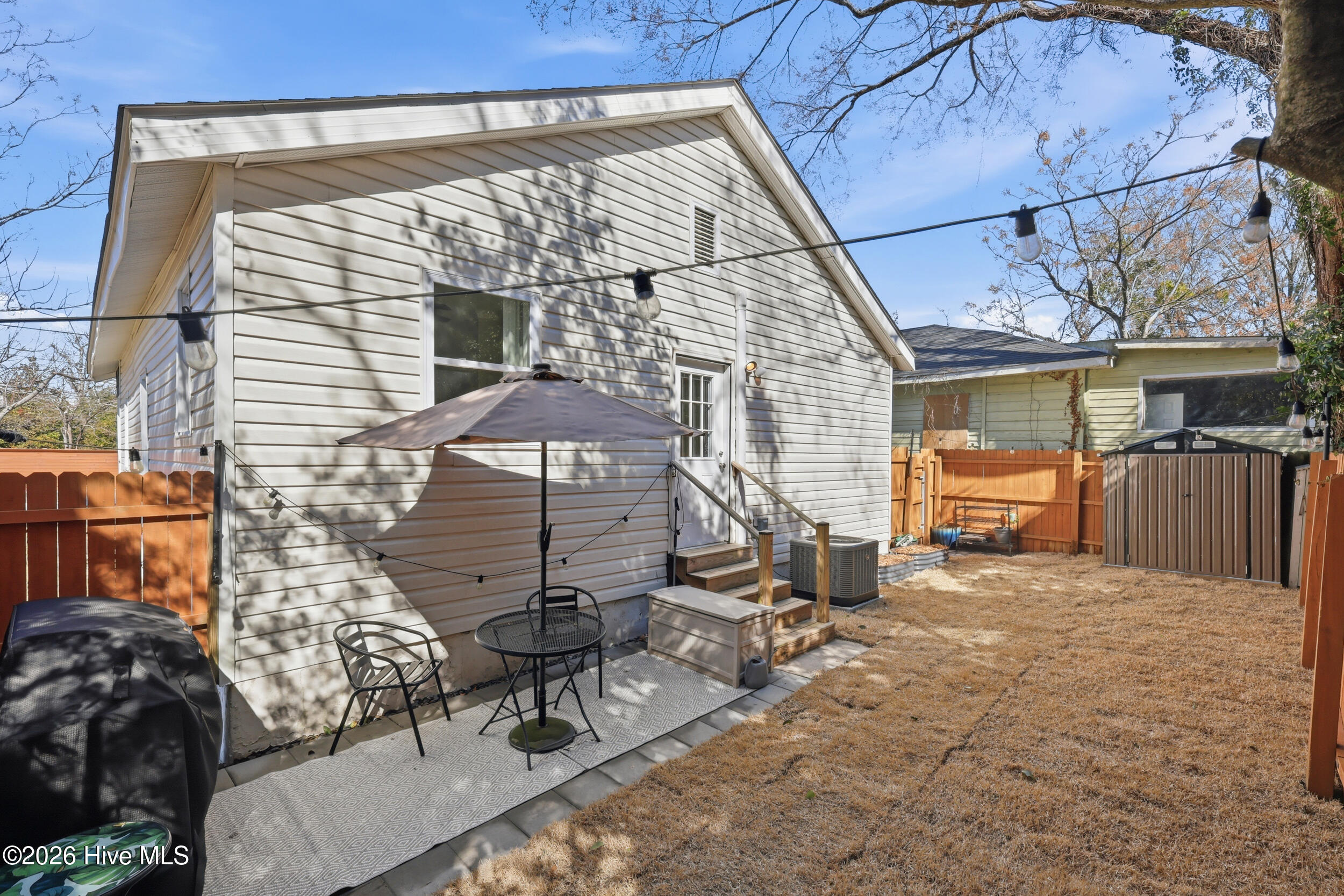 100555490 | Photo 28