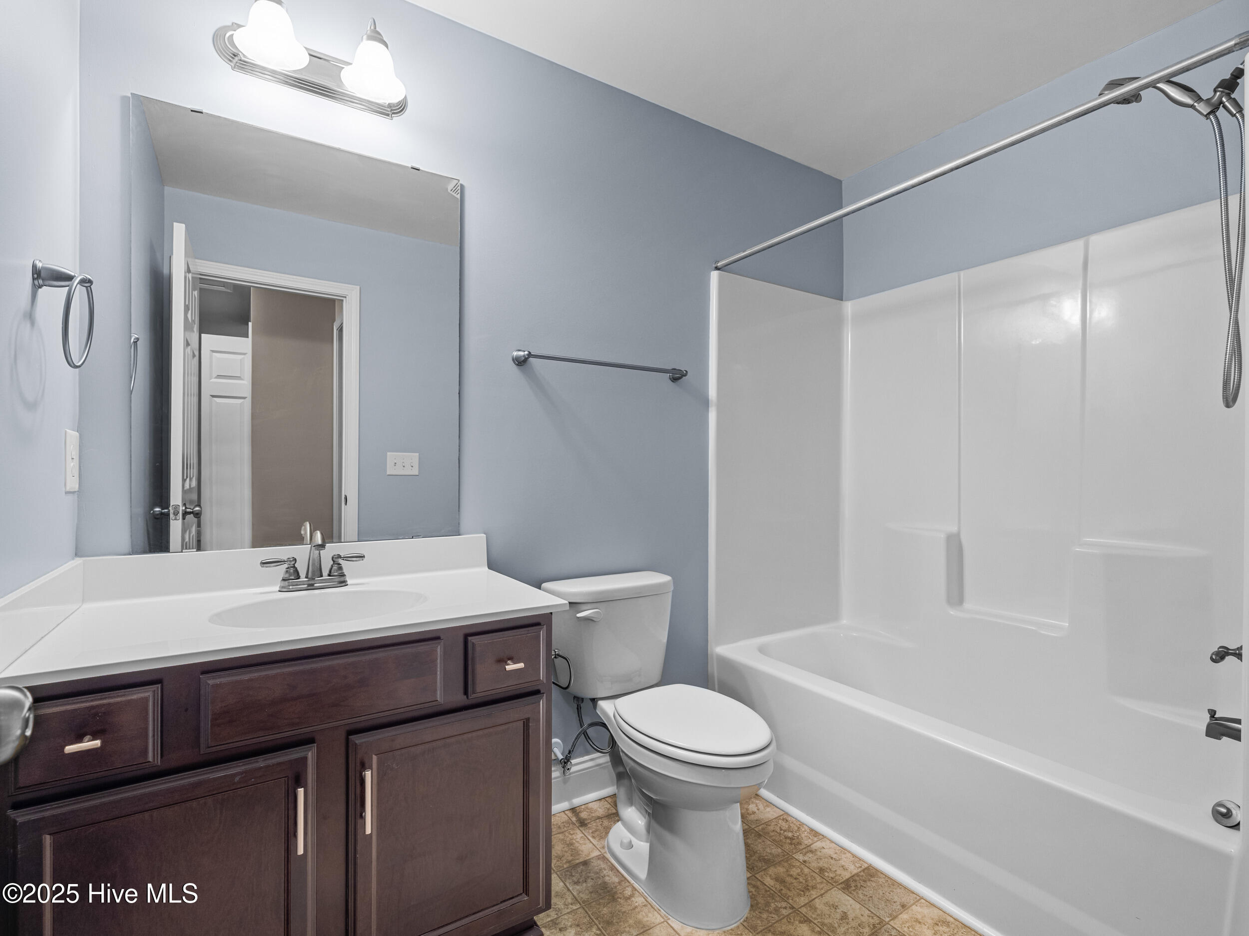 100545944 | Photo 16