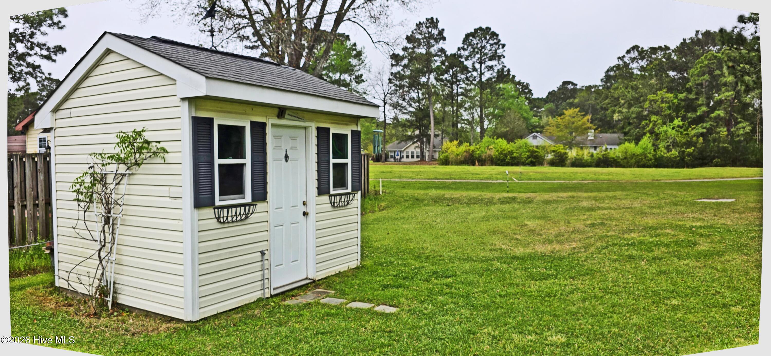 100565101 | Photo 25