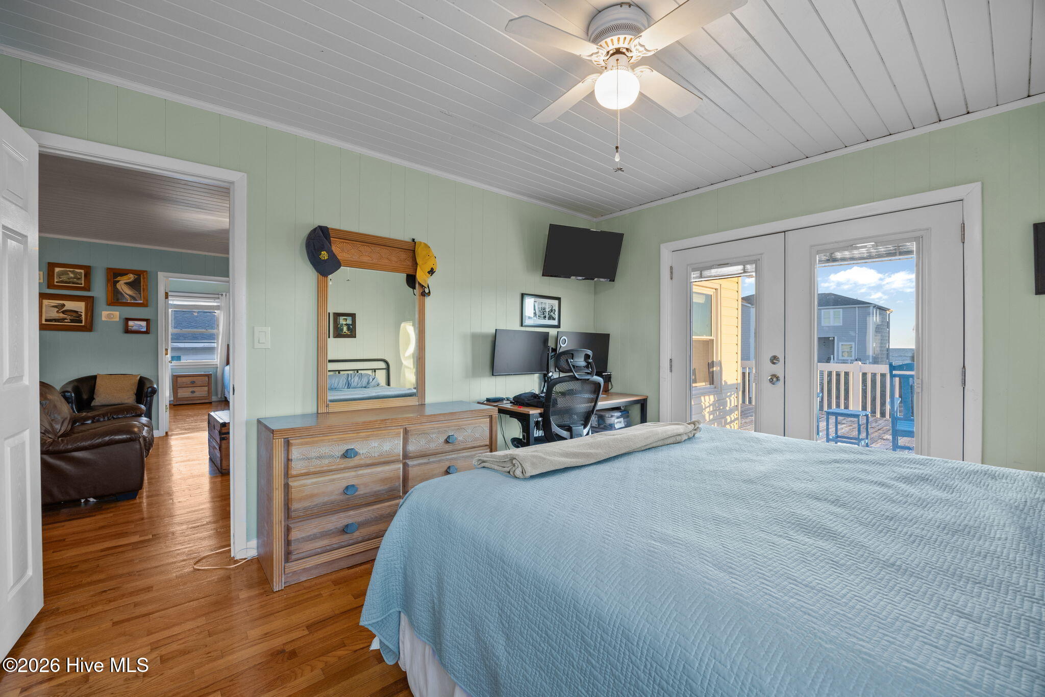 100549750 | Photo 41