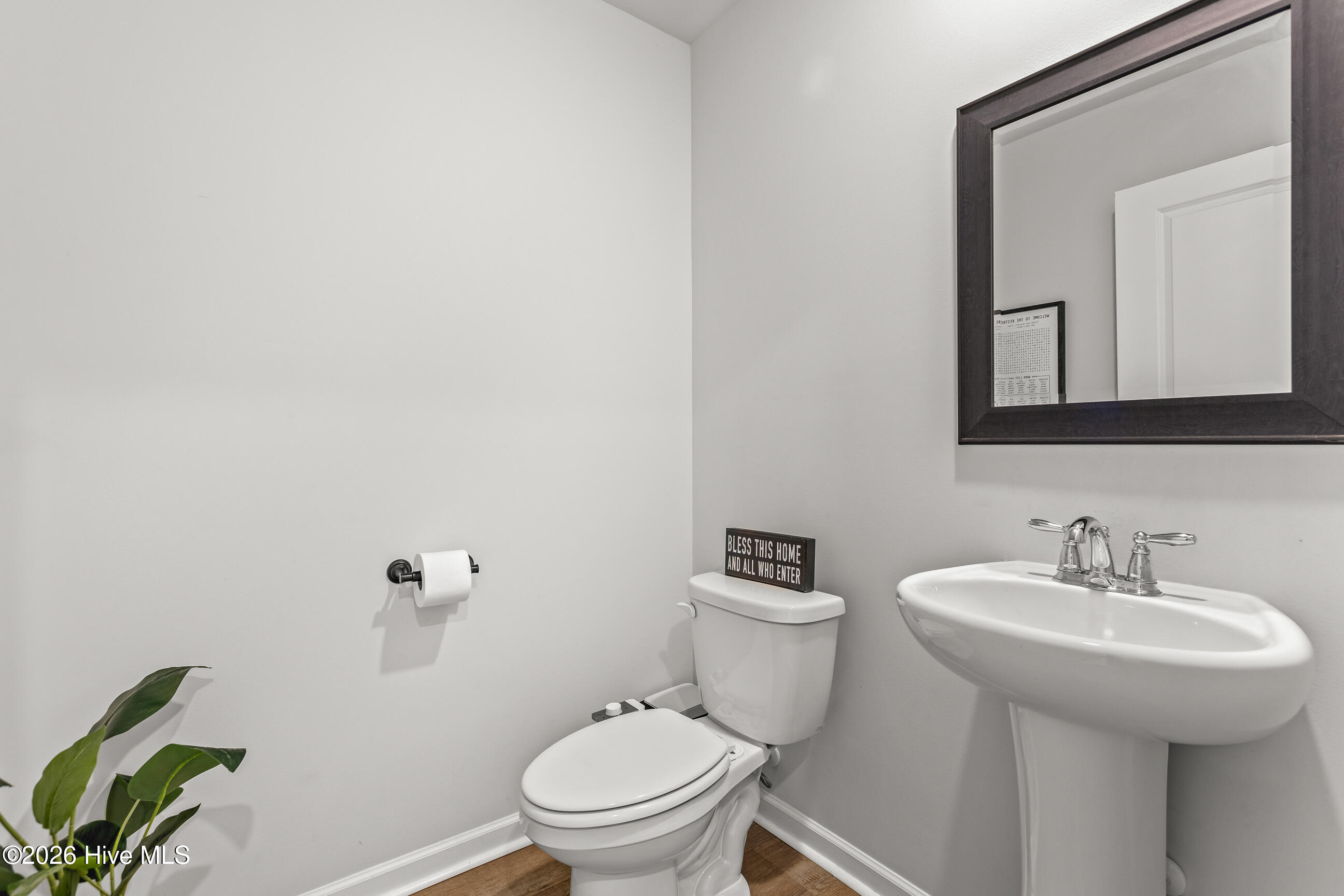 100549740 | Photo 17