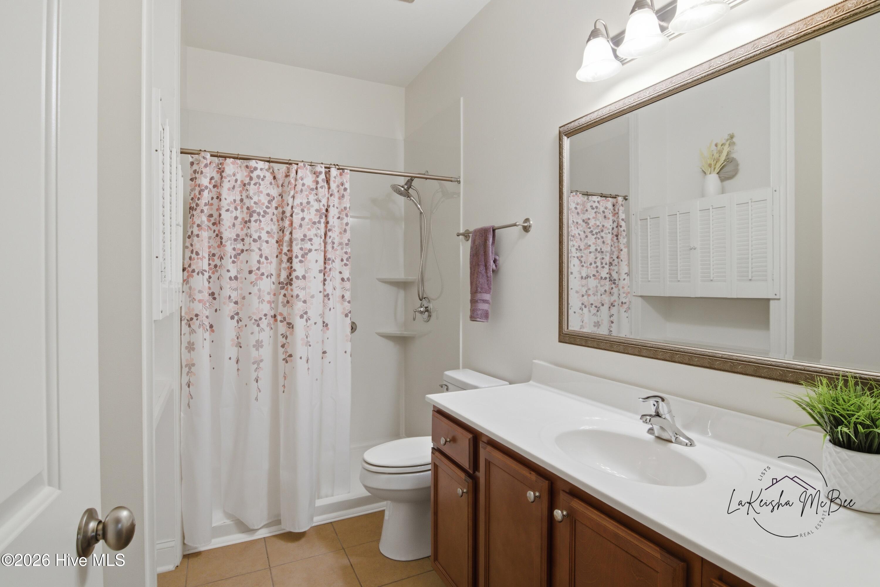 100553609 | Photo 16