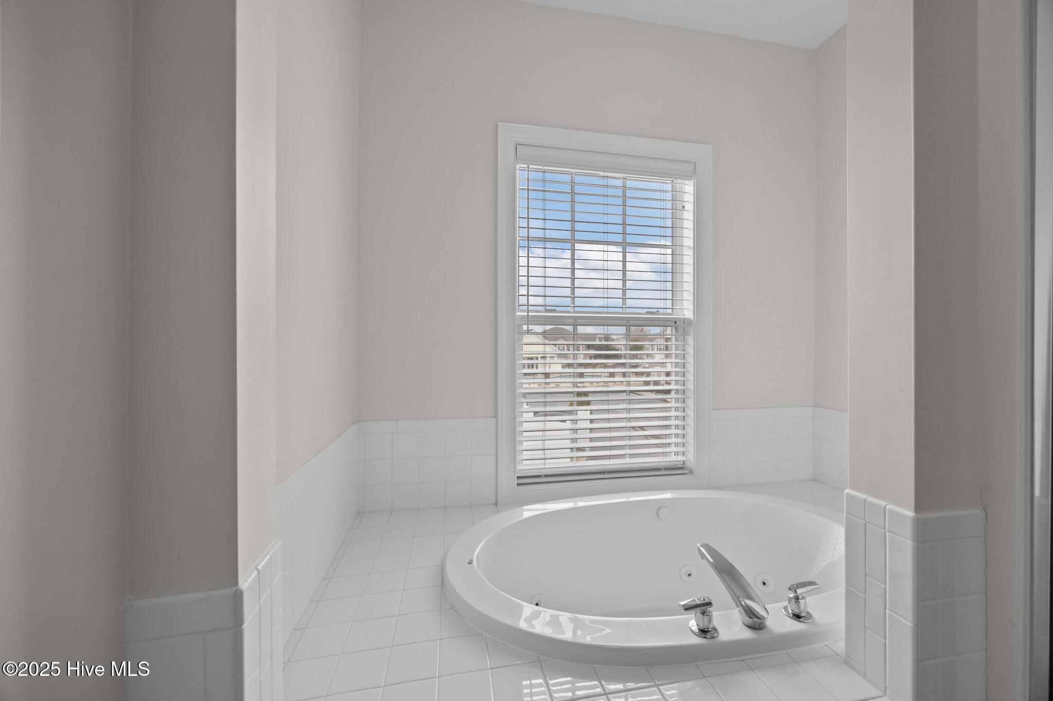 1930 Tara Court UNIT 201, Greenville, NC, 27858