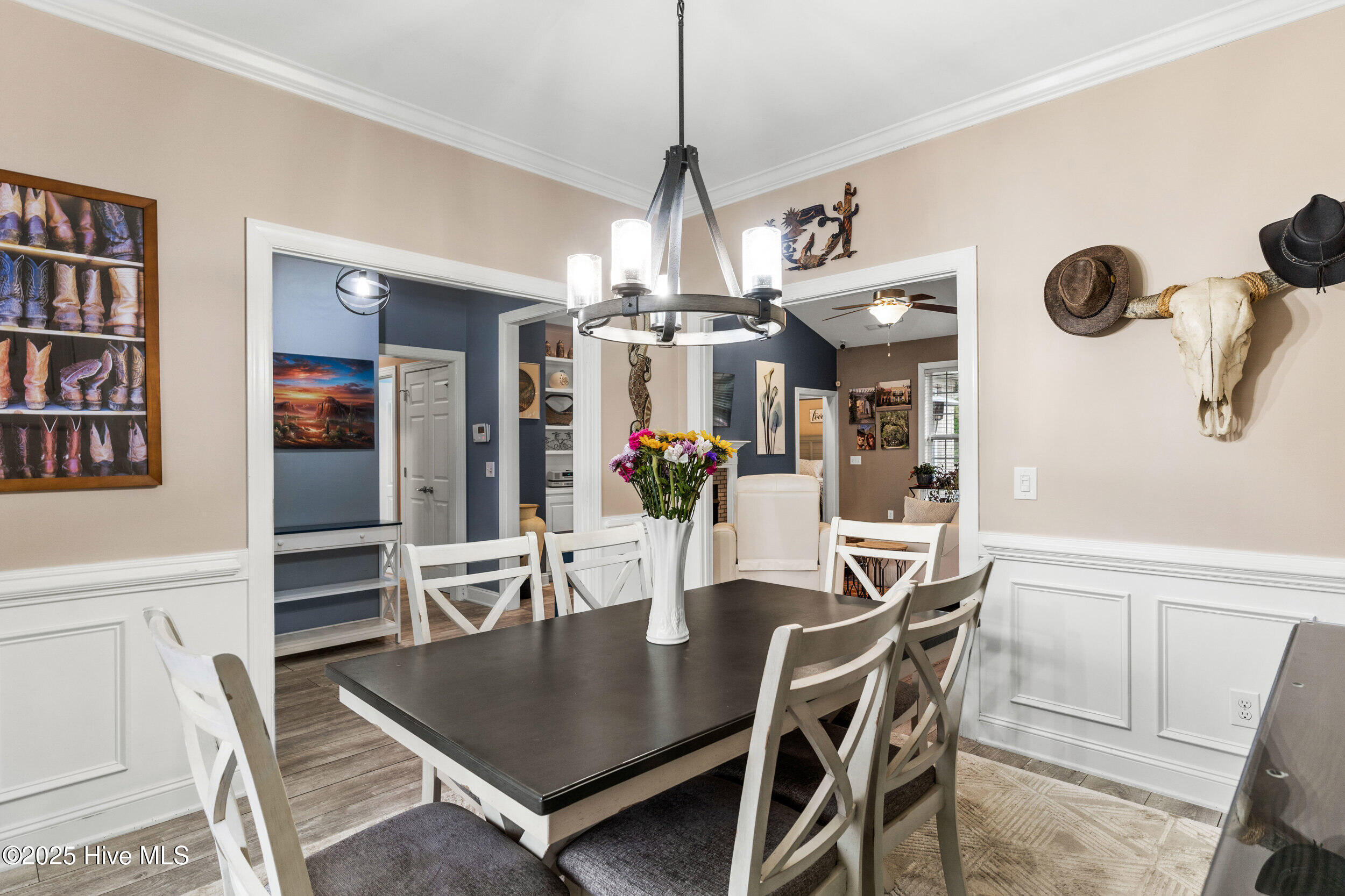 100506043 | Photo 17