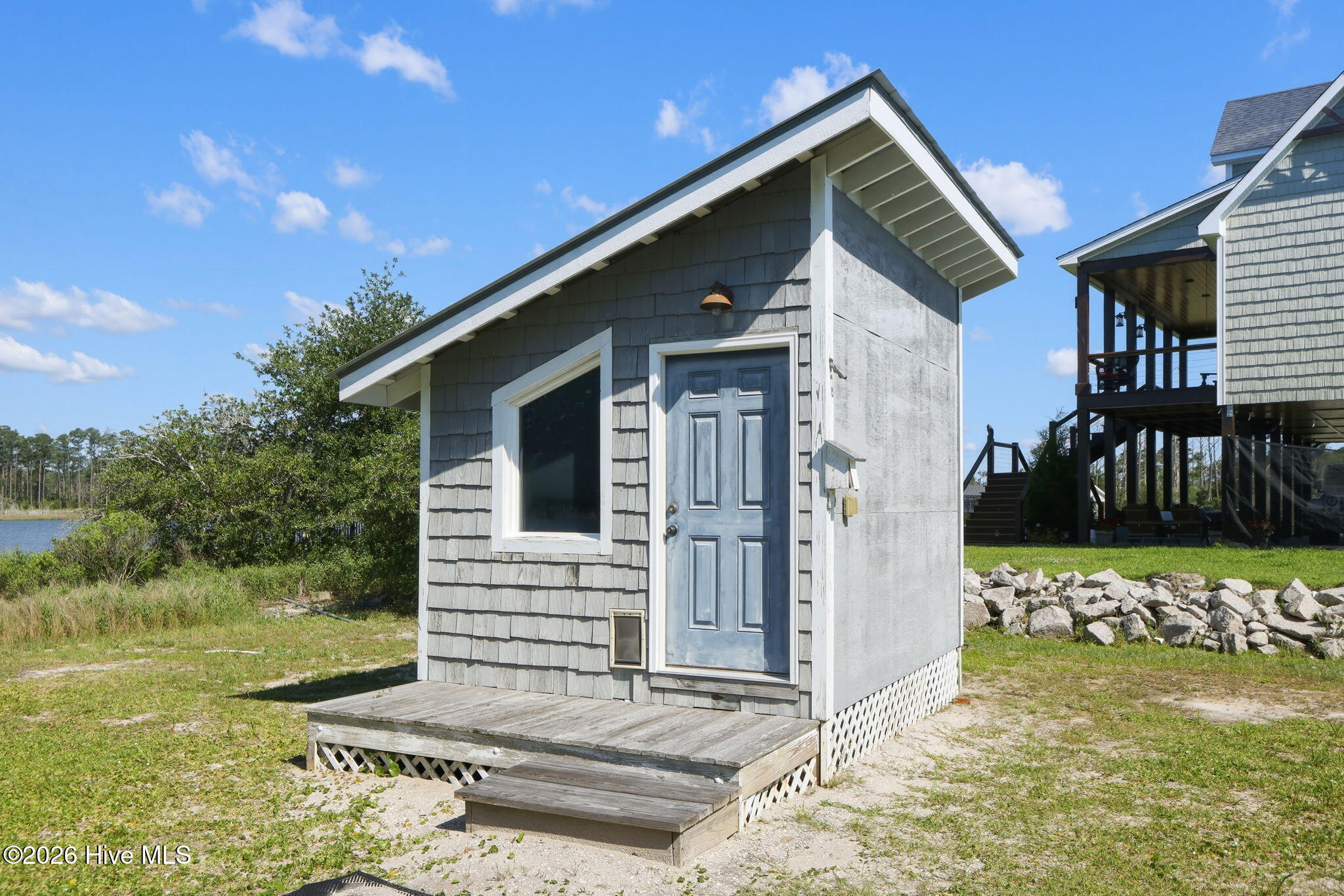 Shed