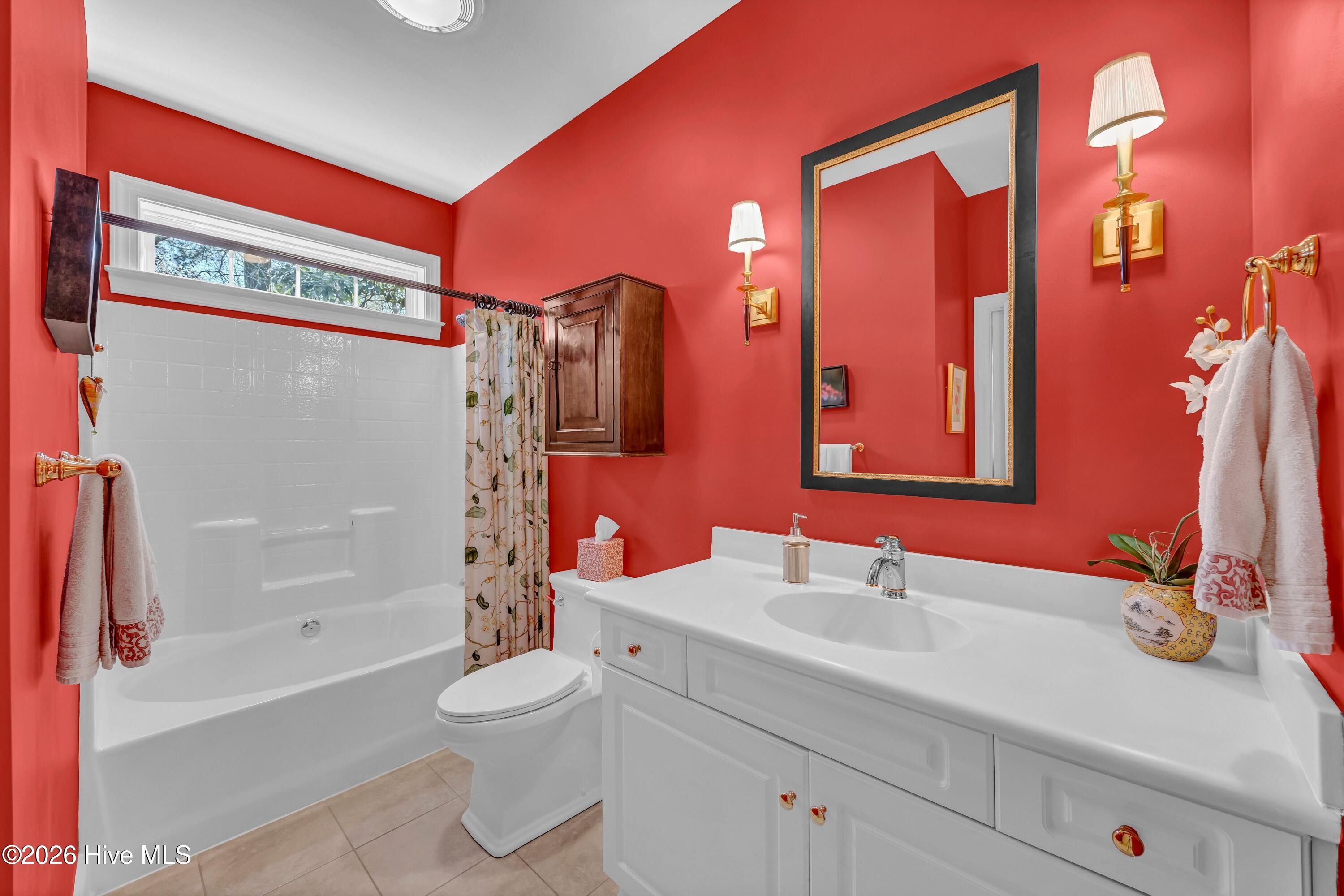 100559758 | Photo 23