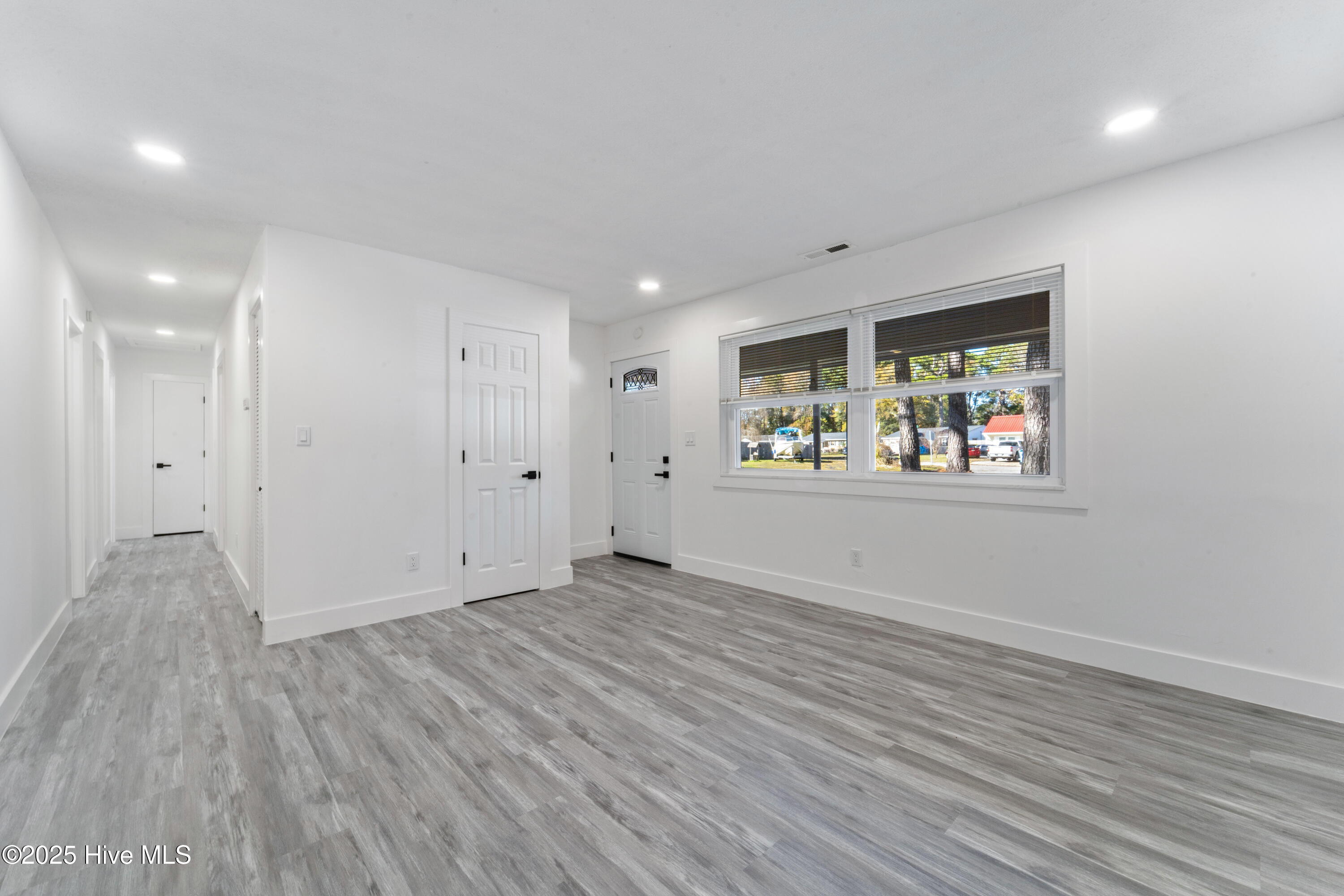 100 S Hill Court, Jacksonville, NC 28540 – photo 7: DSC03274