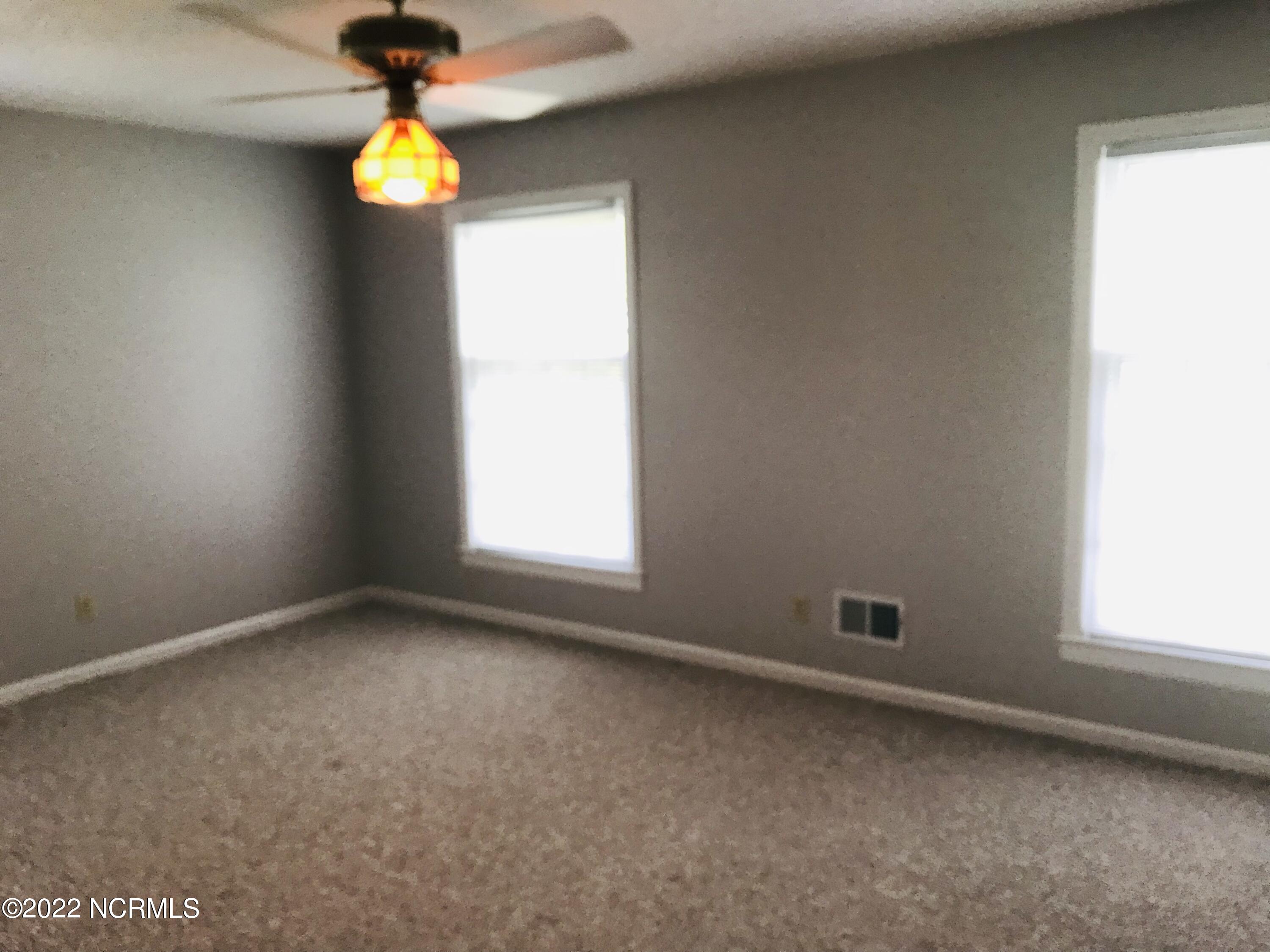 100537138 | Photo 16