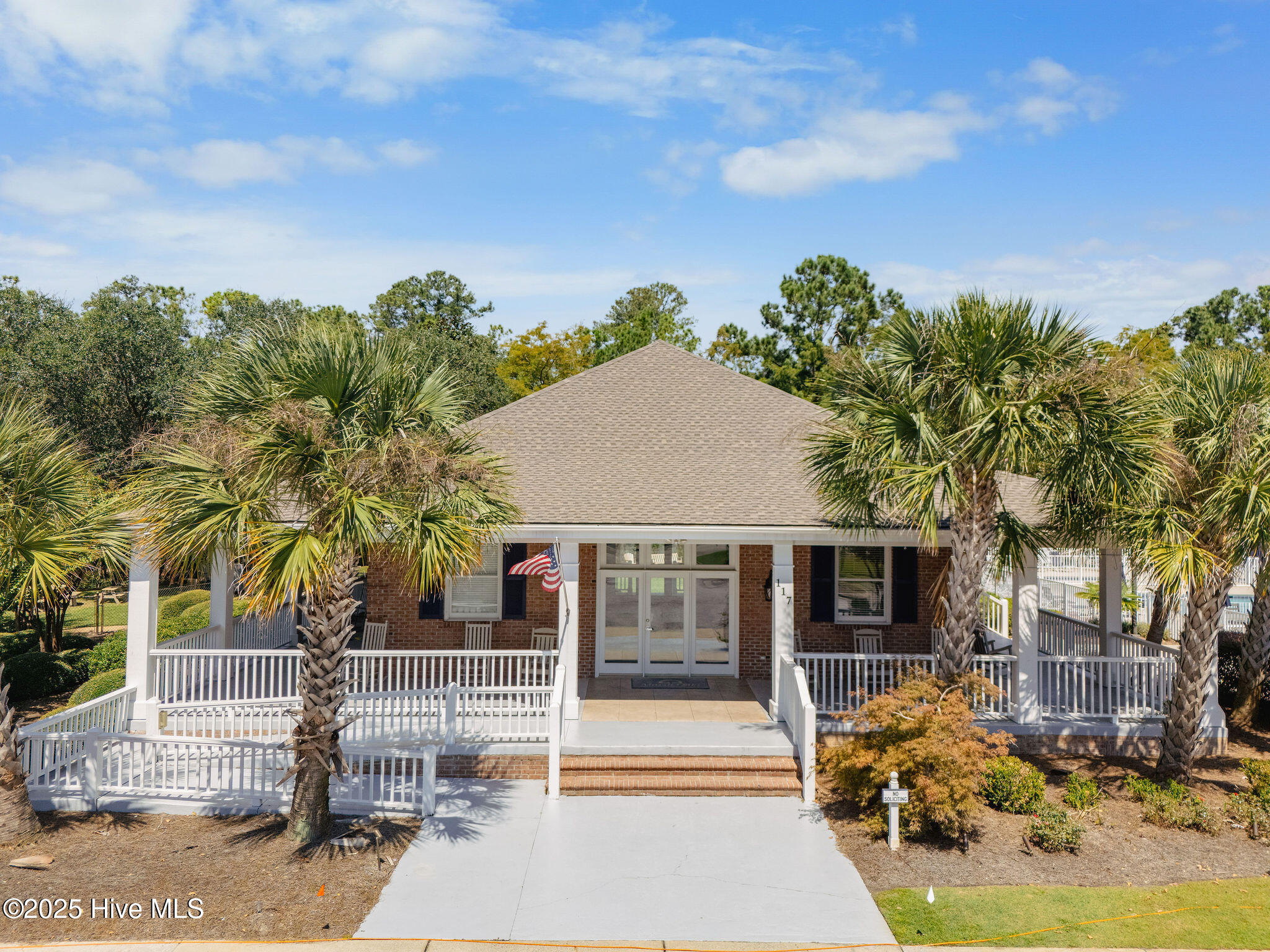 100532416 | Photo 83