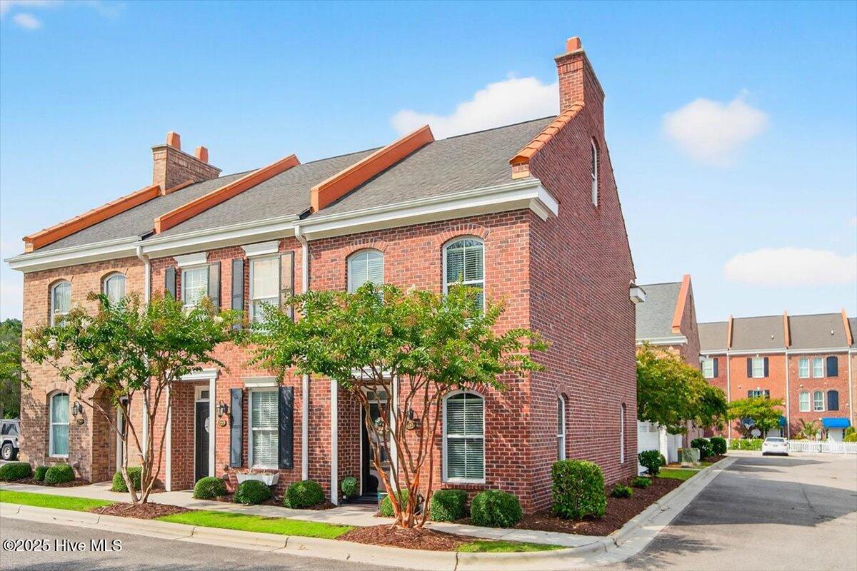 Seaside Village Townhomes