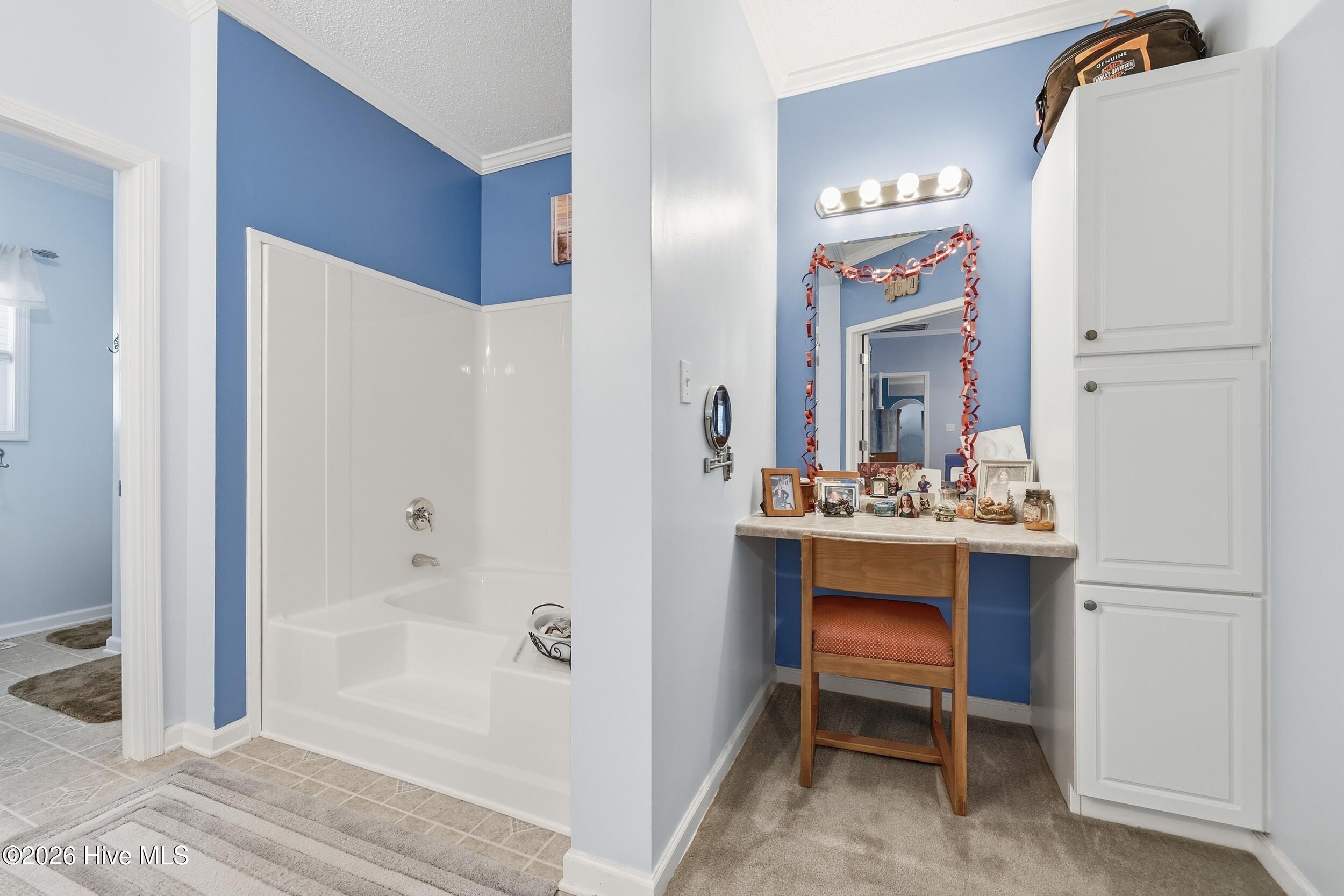 100561141 | Photo 28