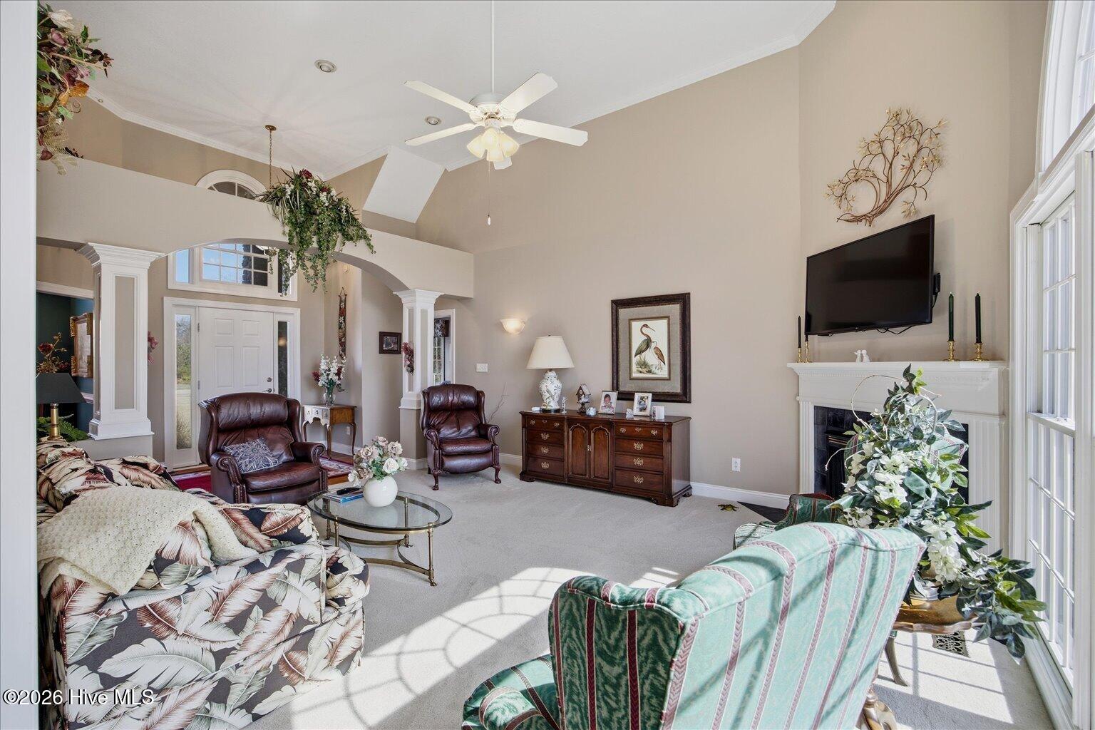 100560950 | Photo 15