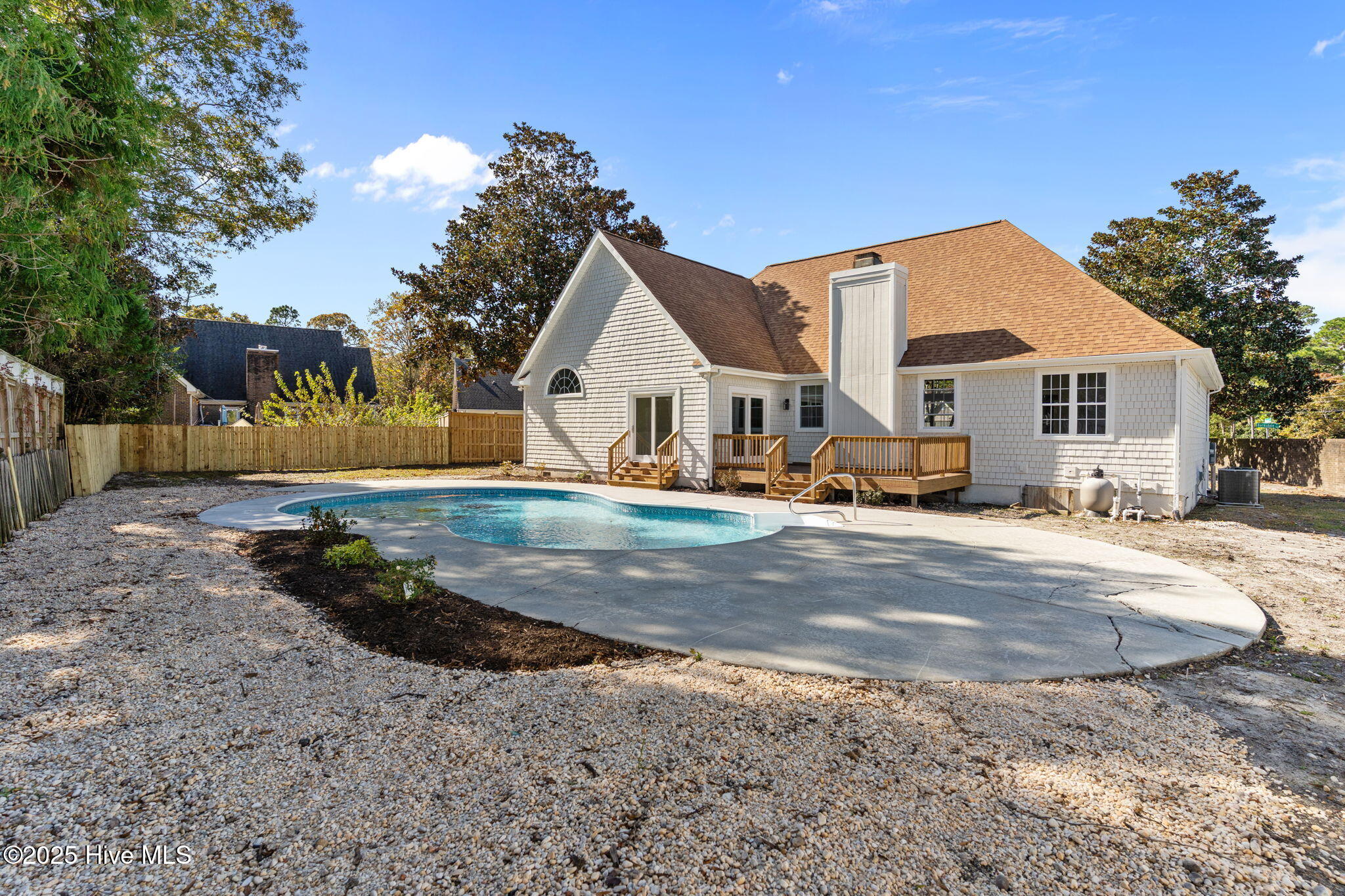 701 Barksdale Road, Wilmington, NC 28409 – photo 11: 12-web-or-mls-BTS08578