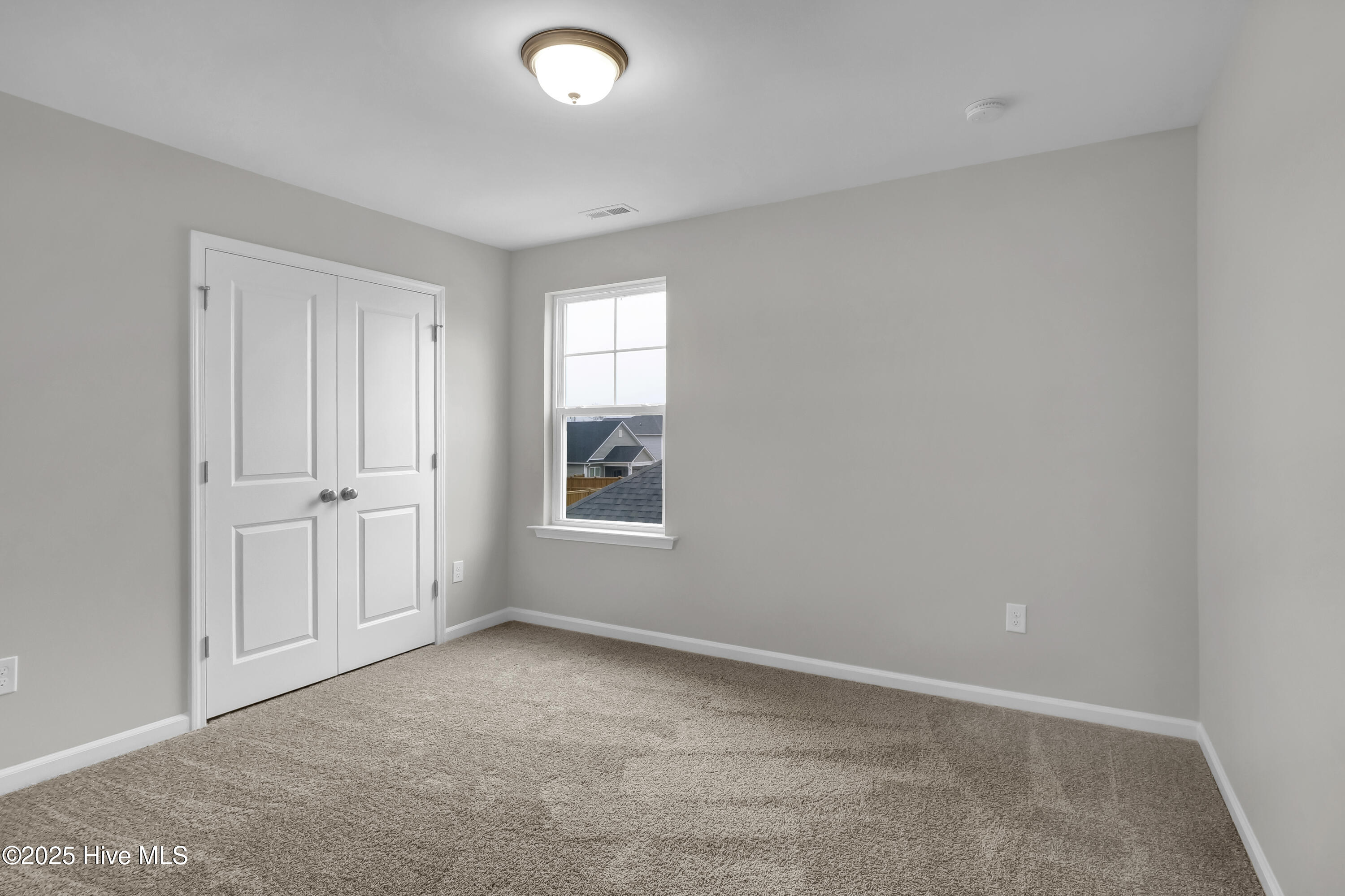 100543348 | Photo 39