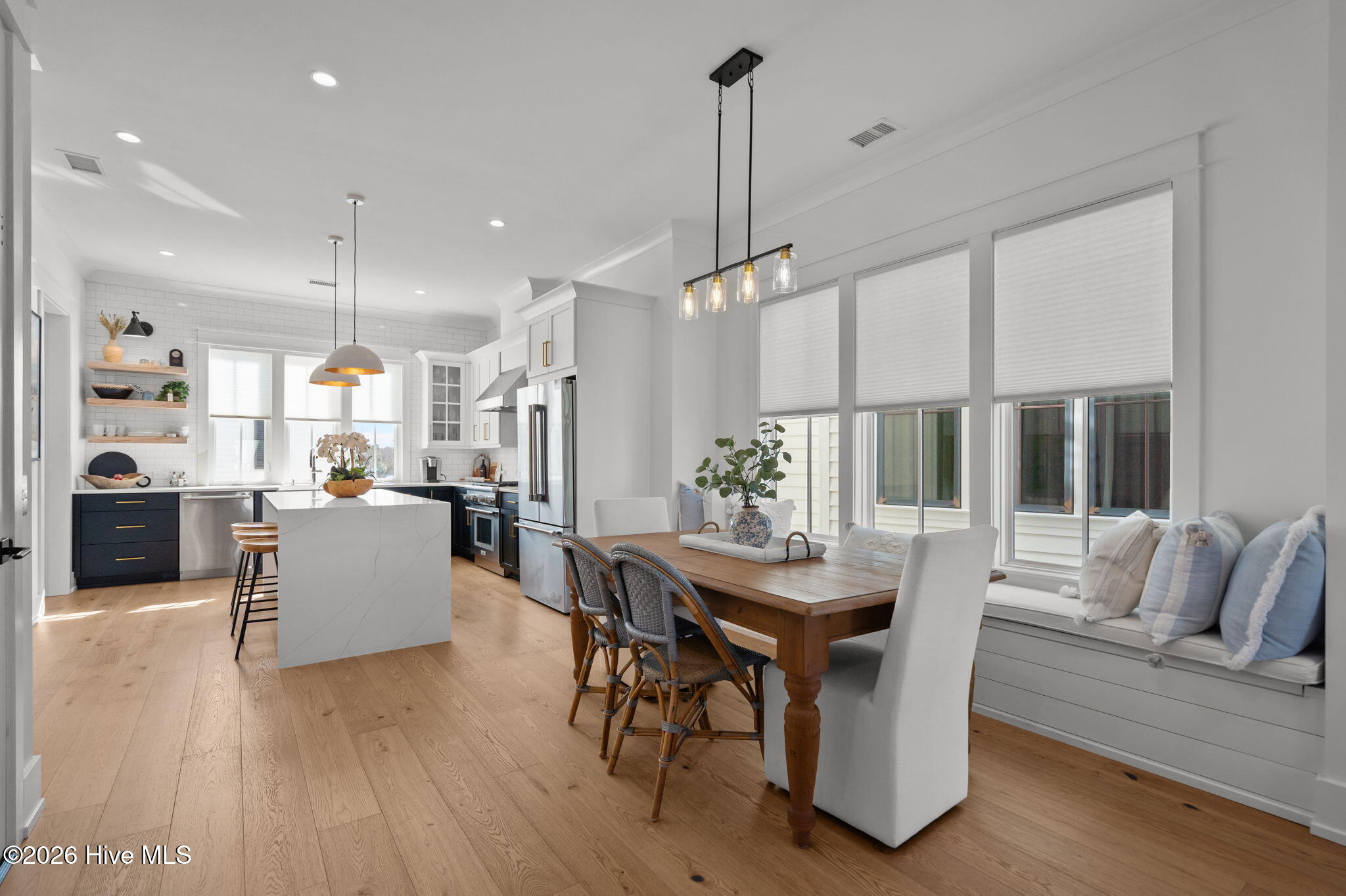 100552762 | Photo 28