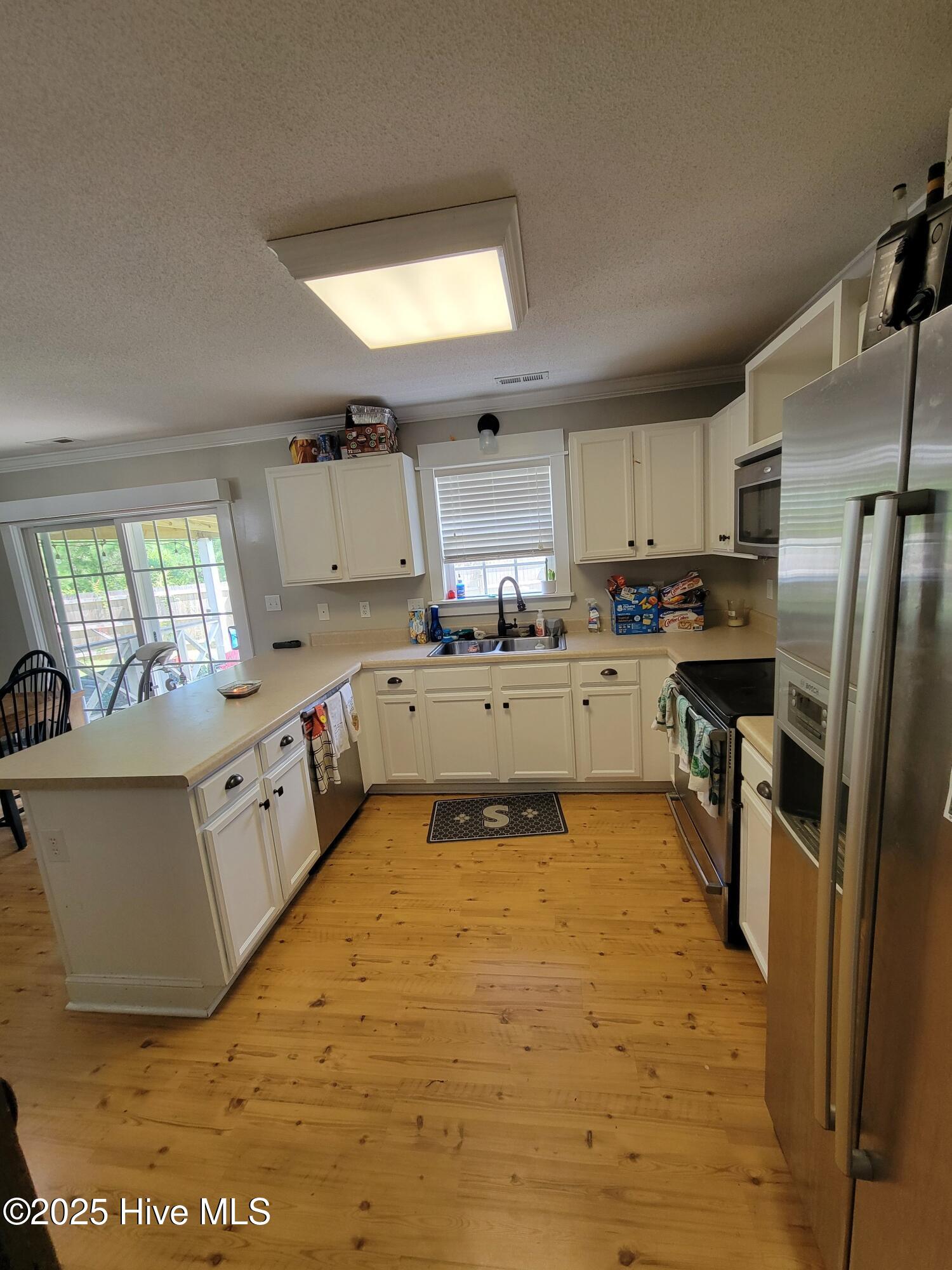 100545982 | Photo 10