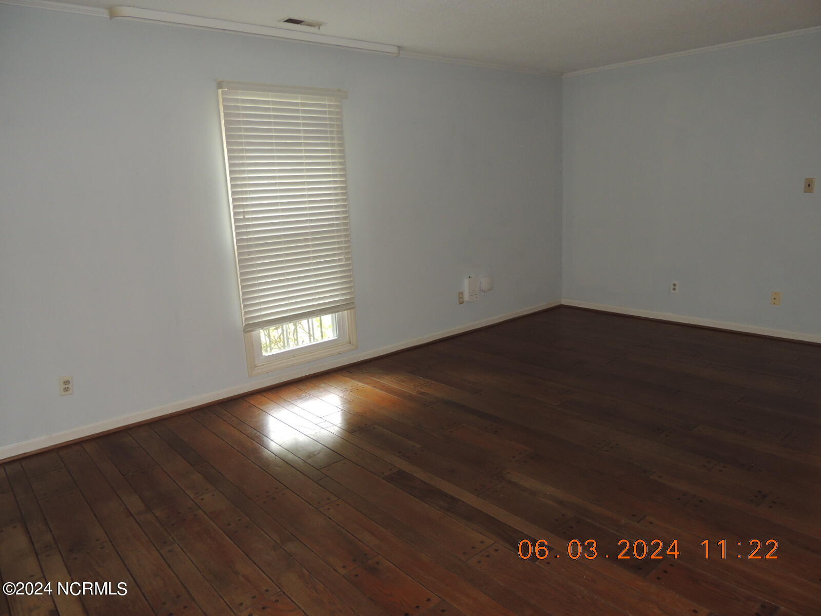 100450812 | Photo 13