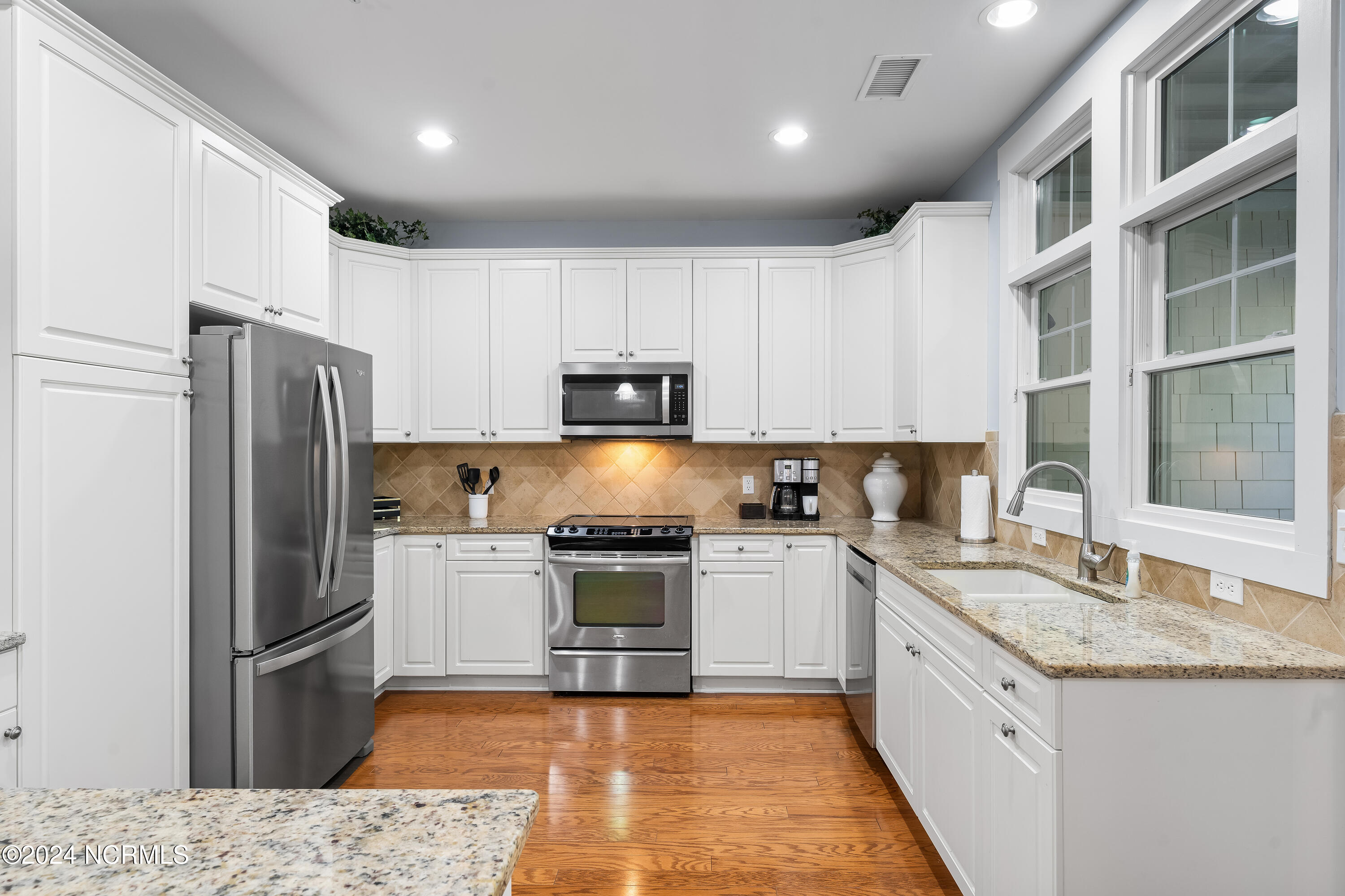 Shirley Johnson - MLS Number: 100576925