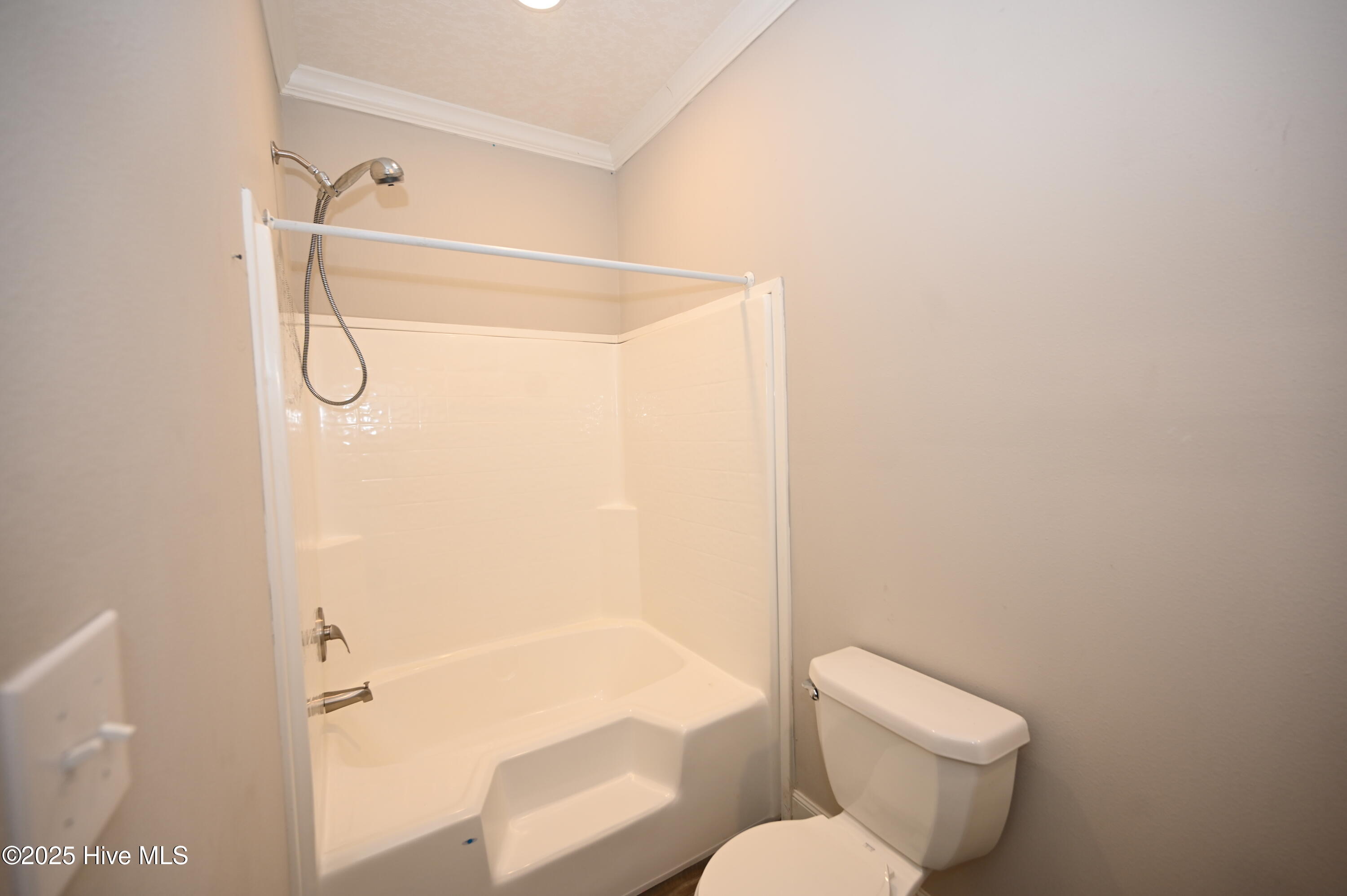 100541262 | Photo 34