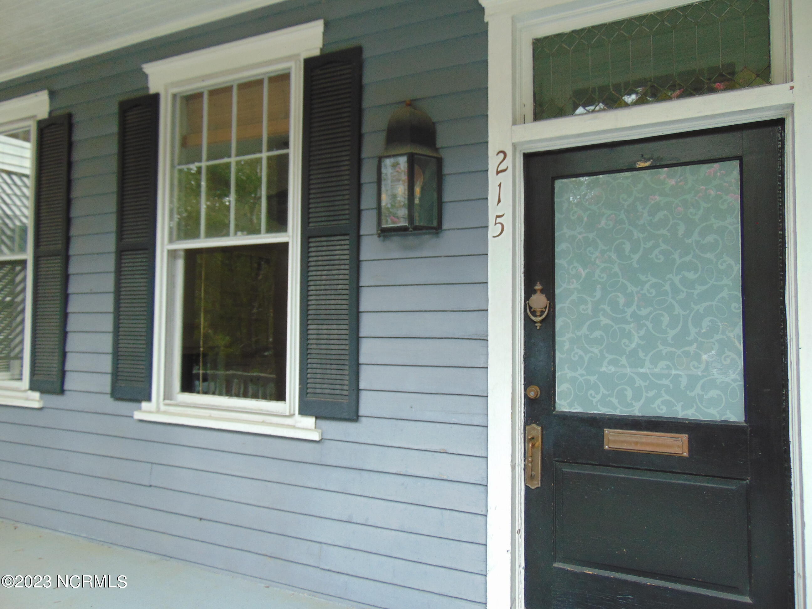 100538333 | Photo 10