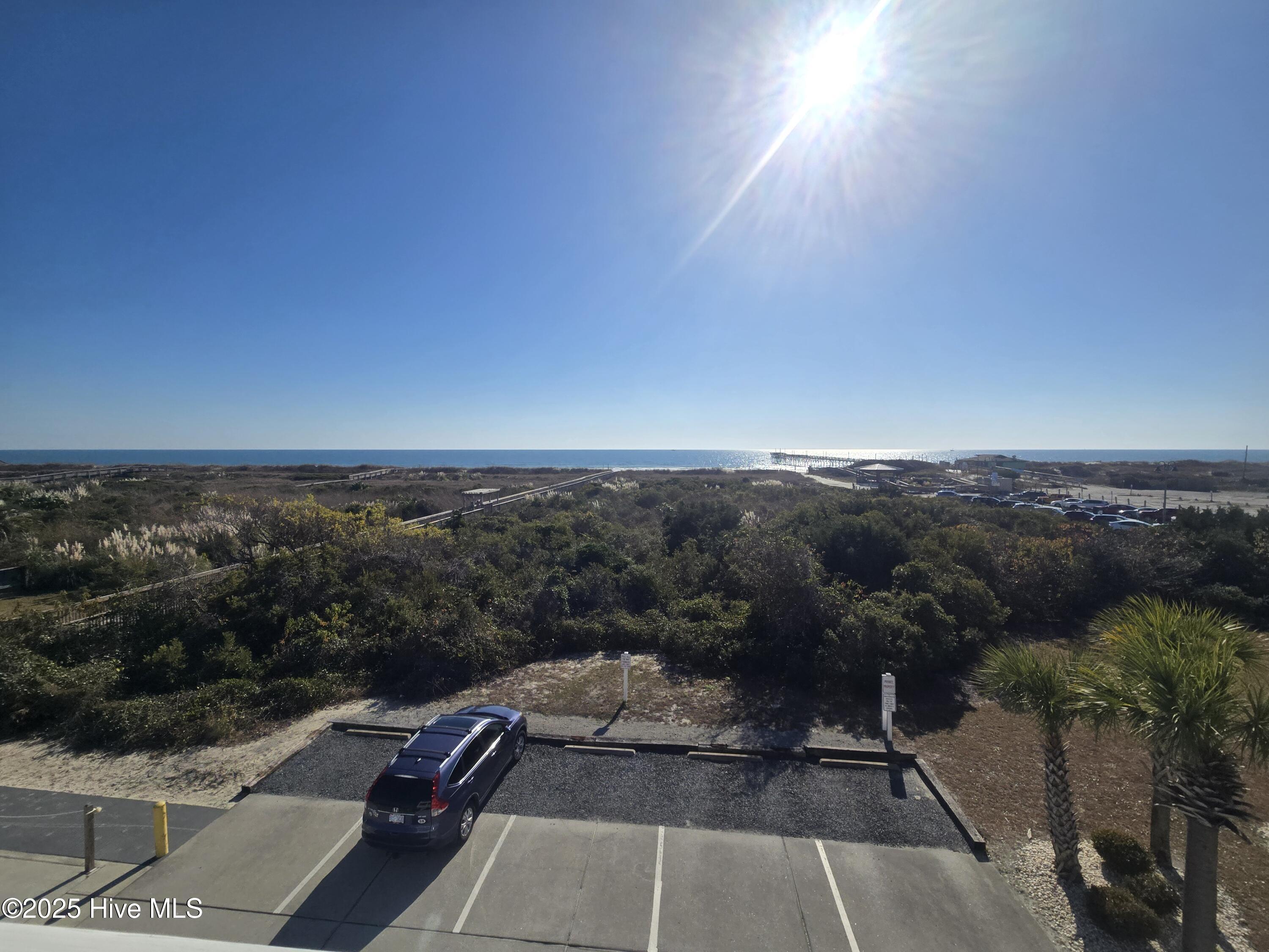 100545211 | Photo 70