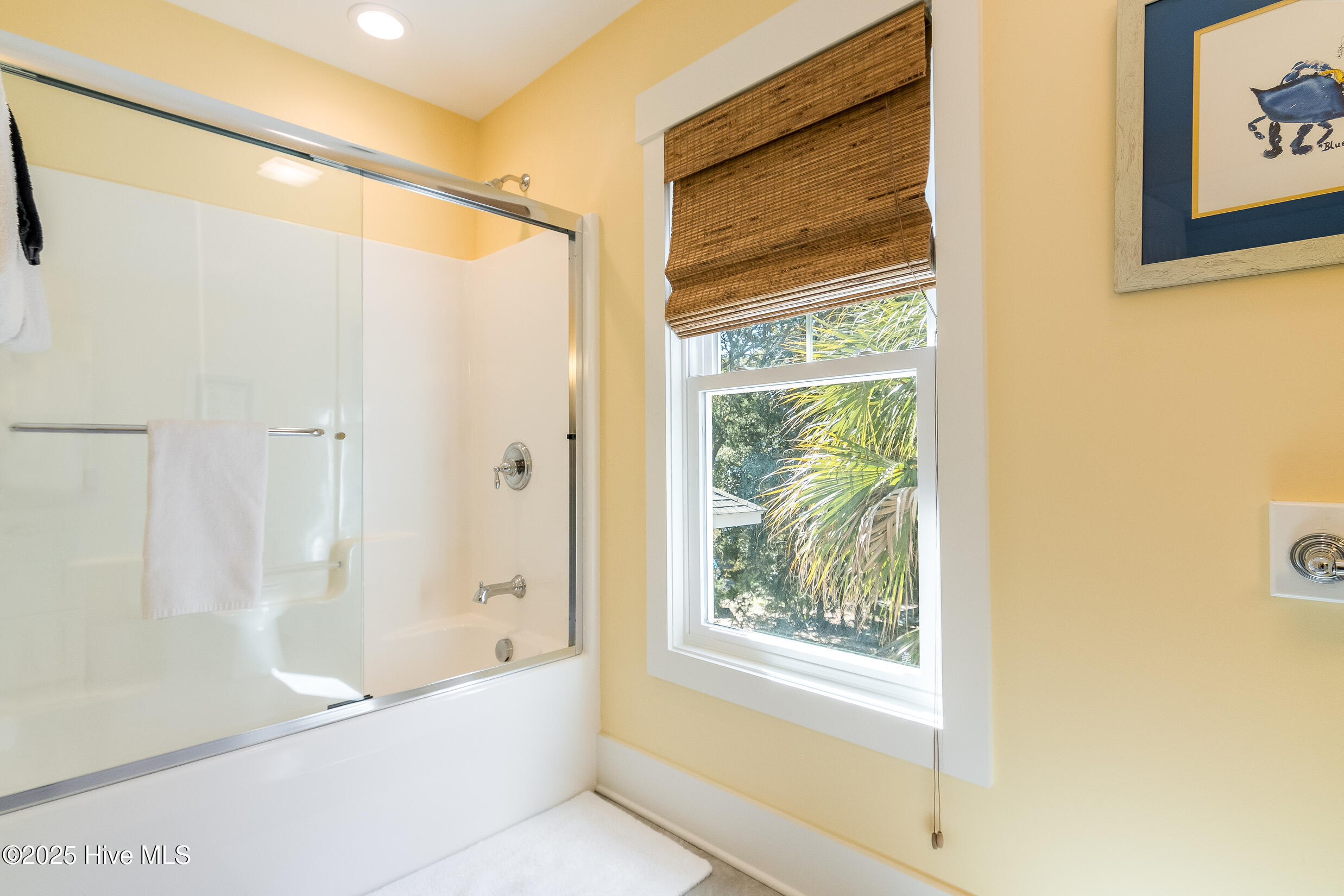 100545304 | Photo 32