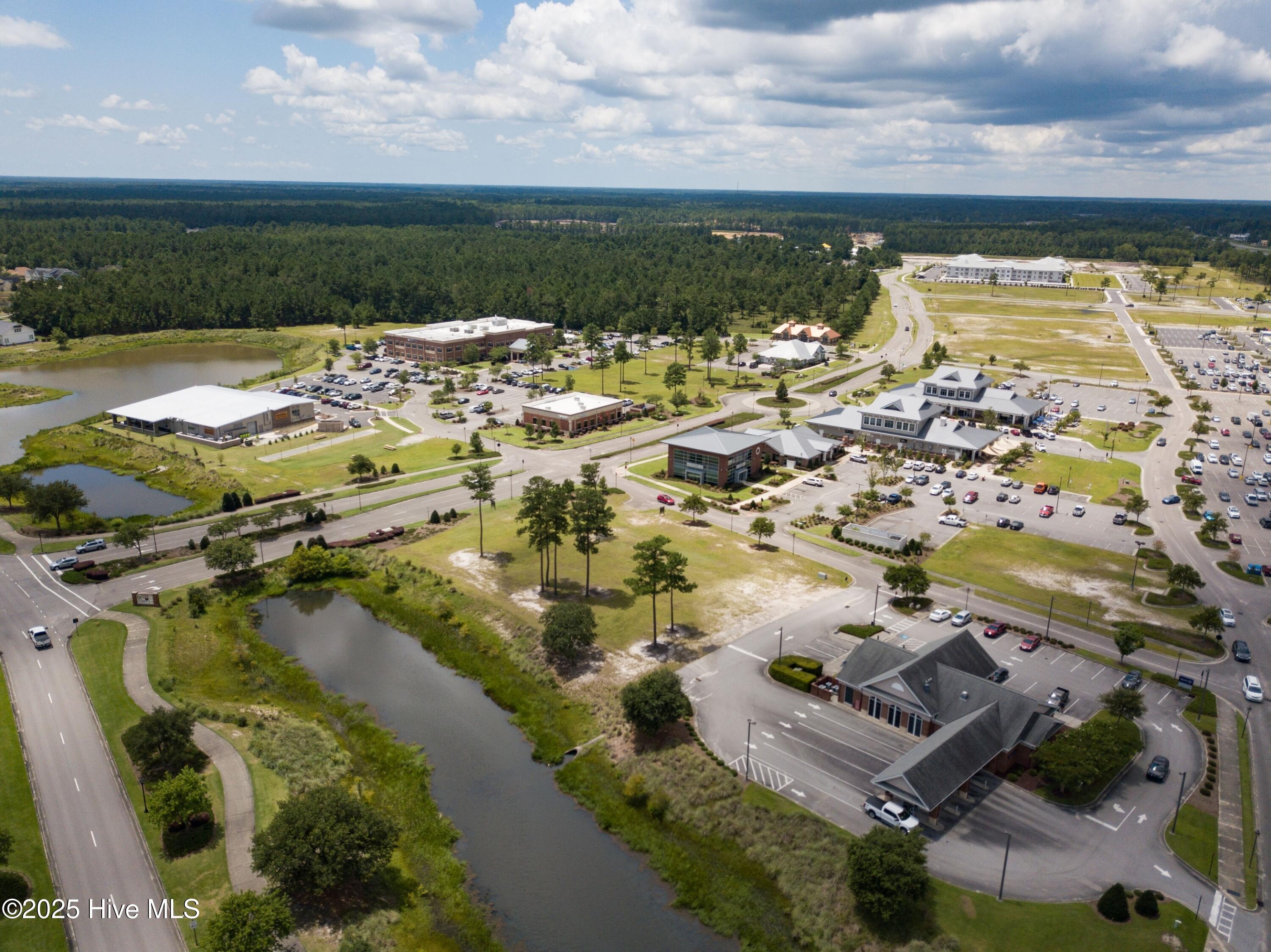 100531261 | Photo 95