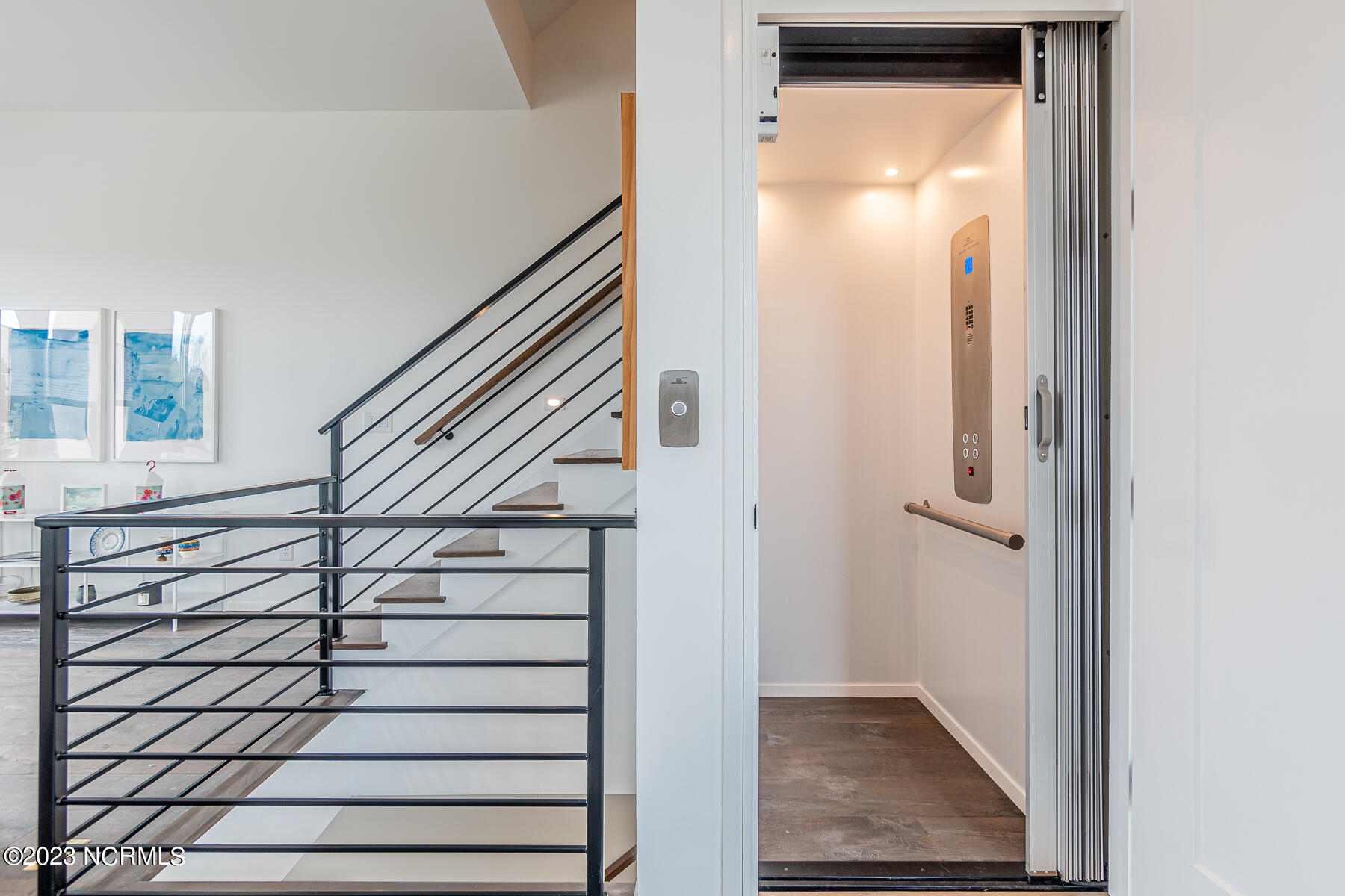 100552304 | Photo 19