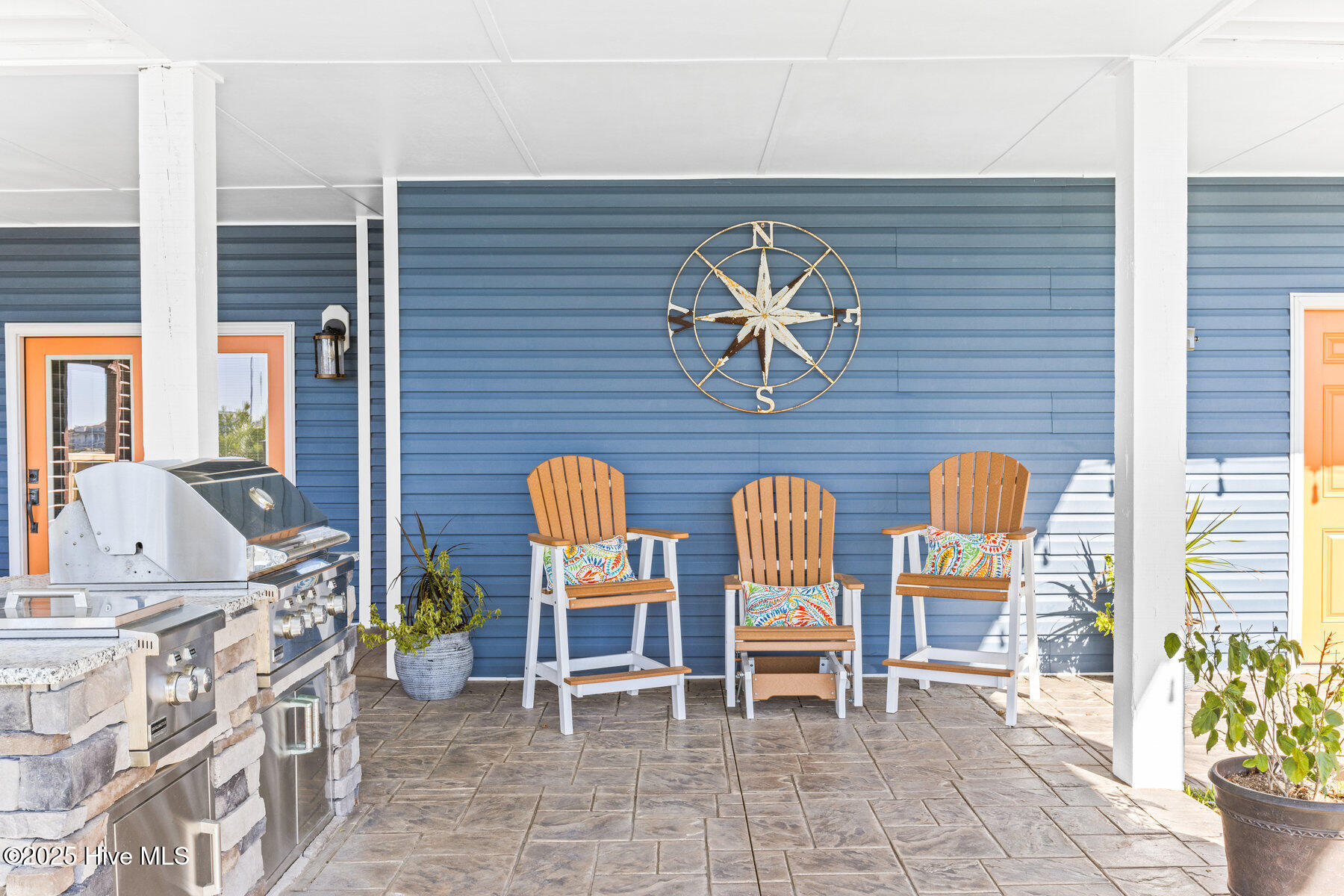 100542757 | Photo 39