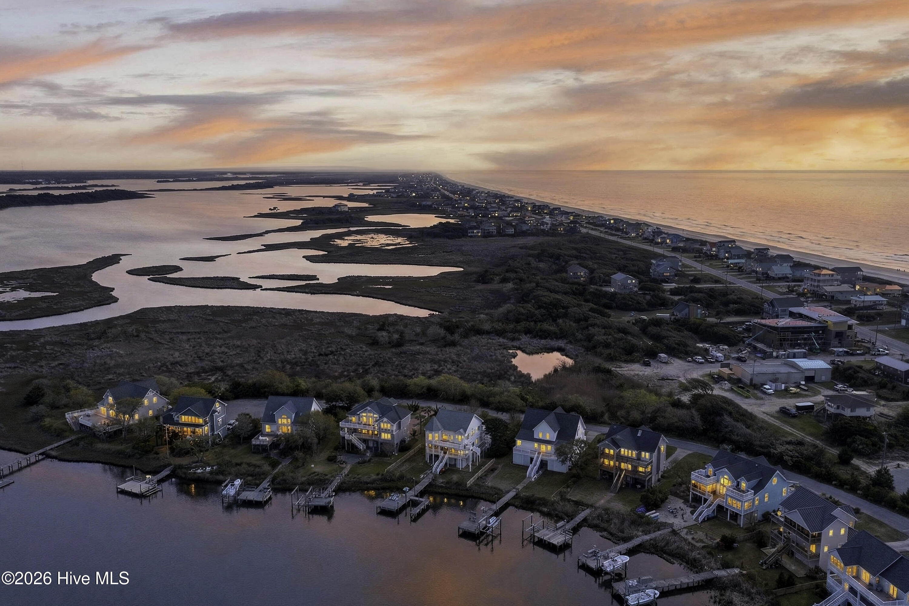 100563555 | Photo 22