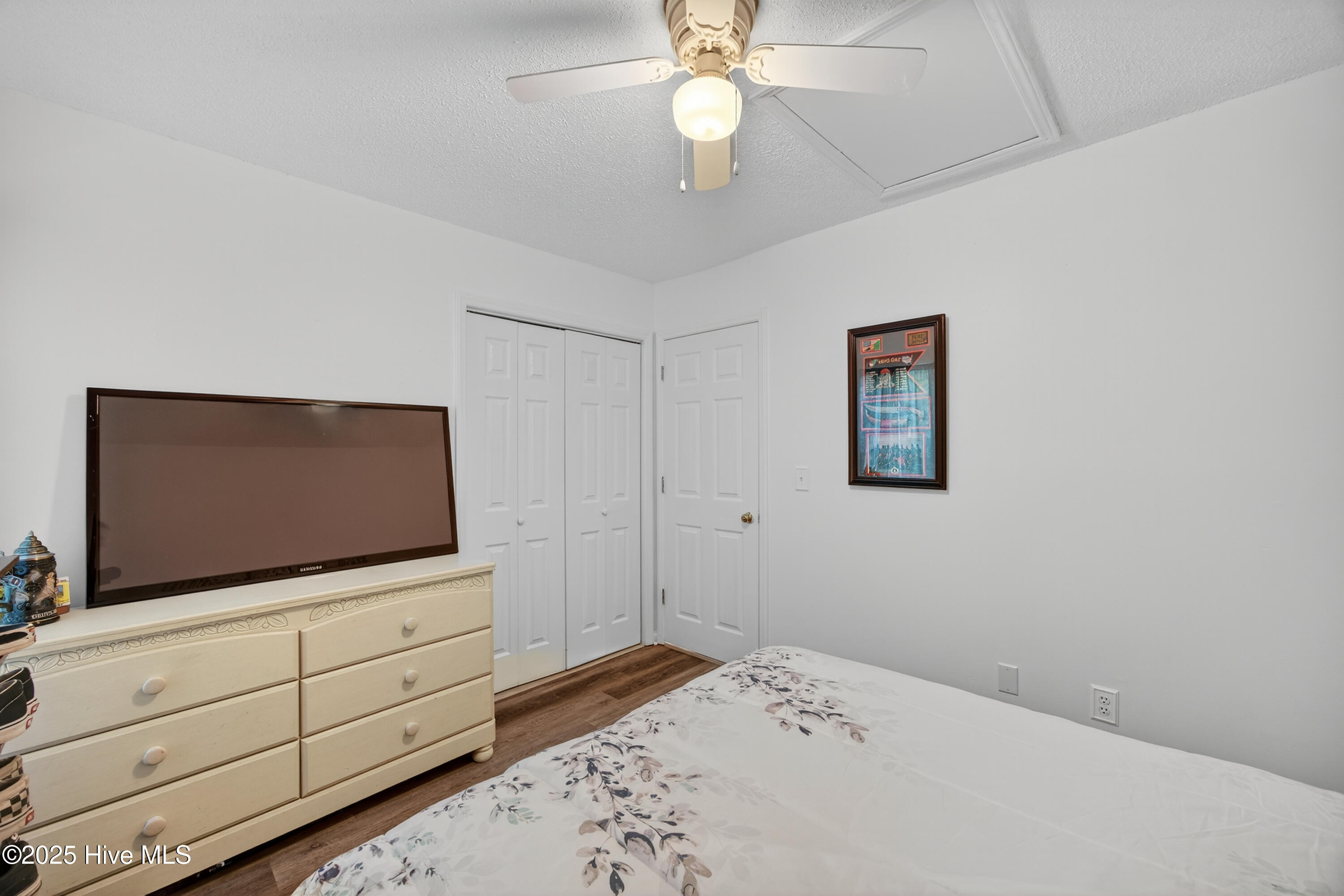 100541929 | Photo 21