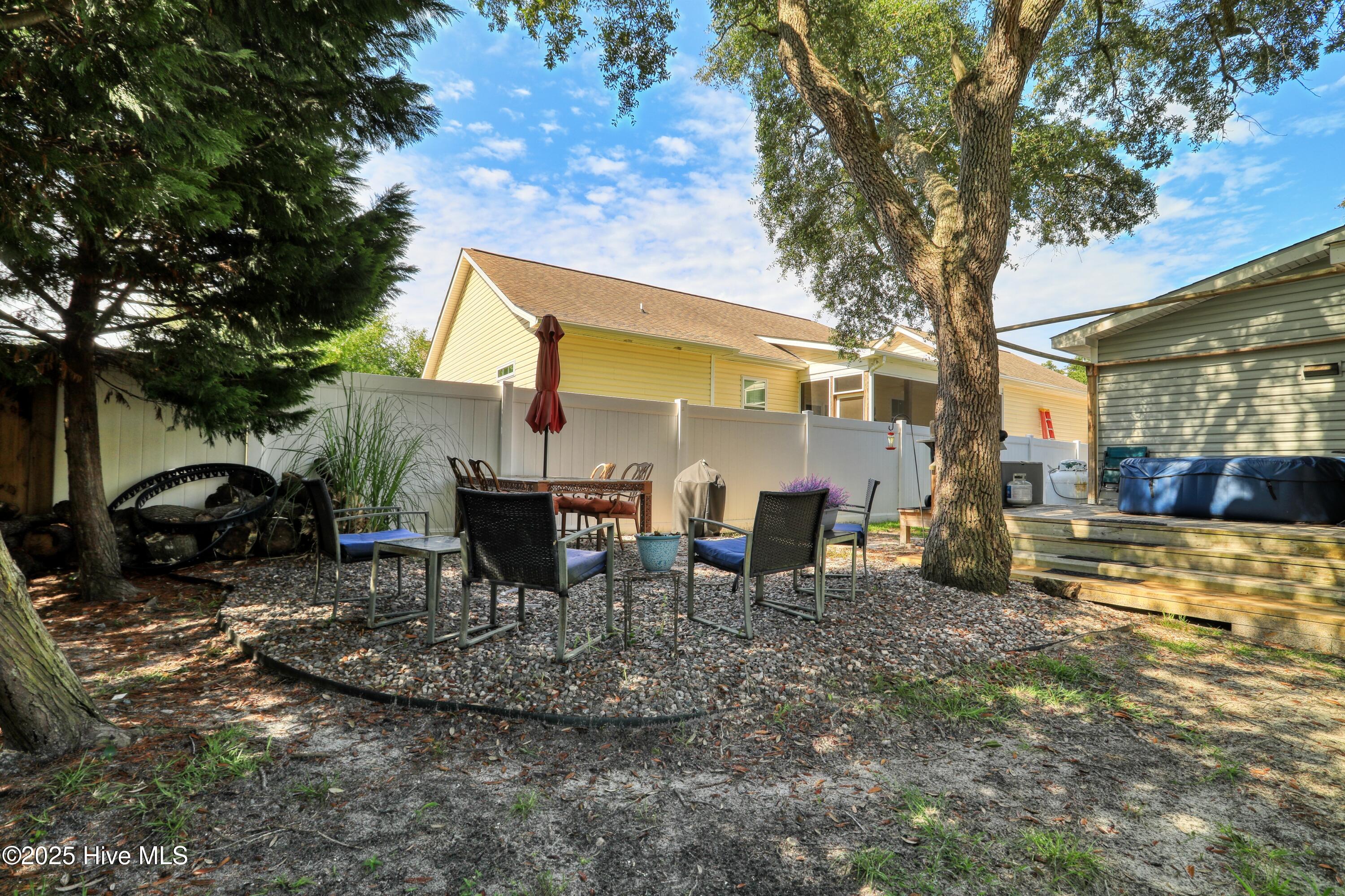 100523297 | Photo 27