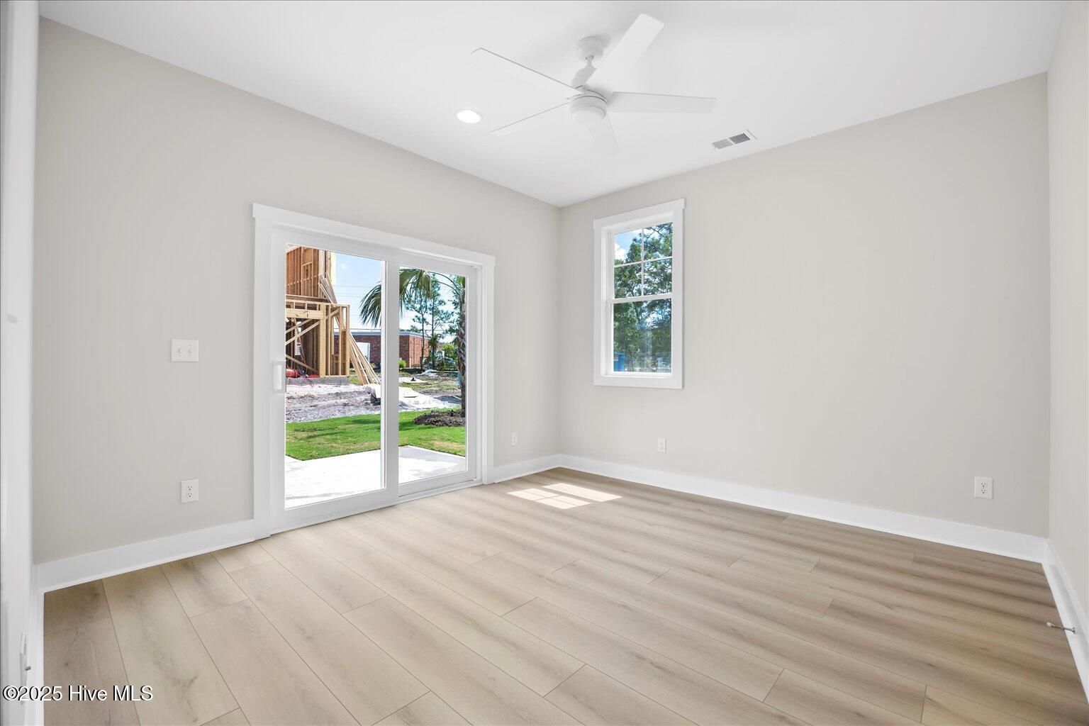 100515408 | Photo 26